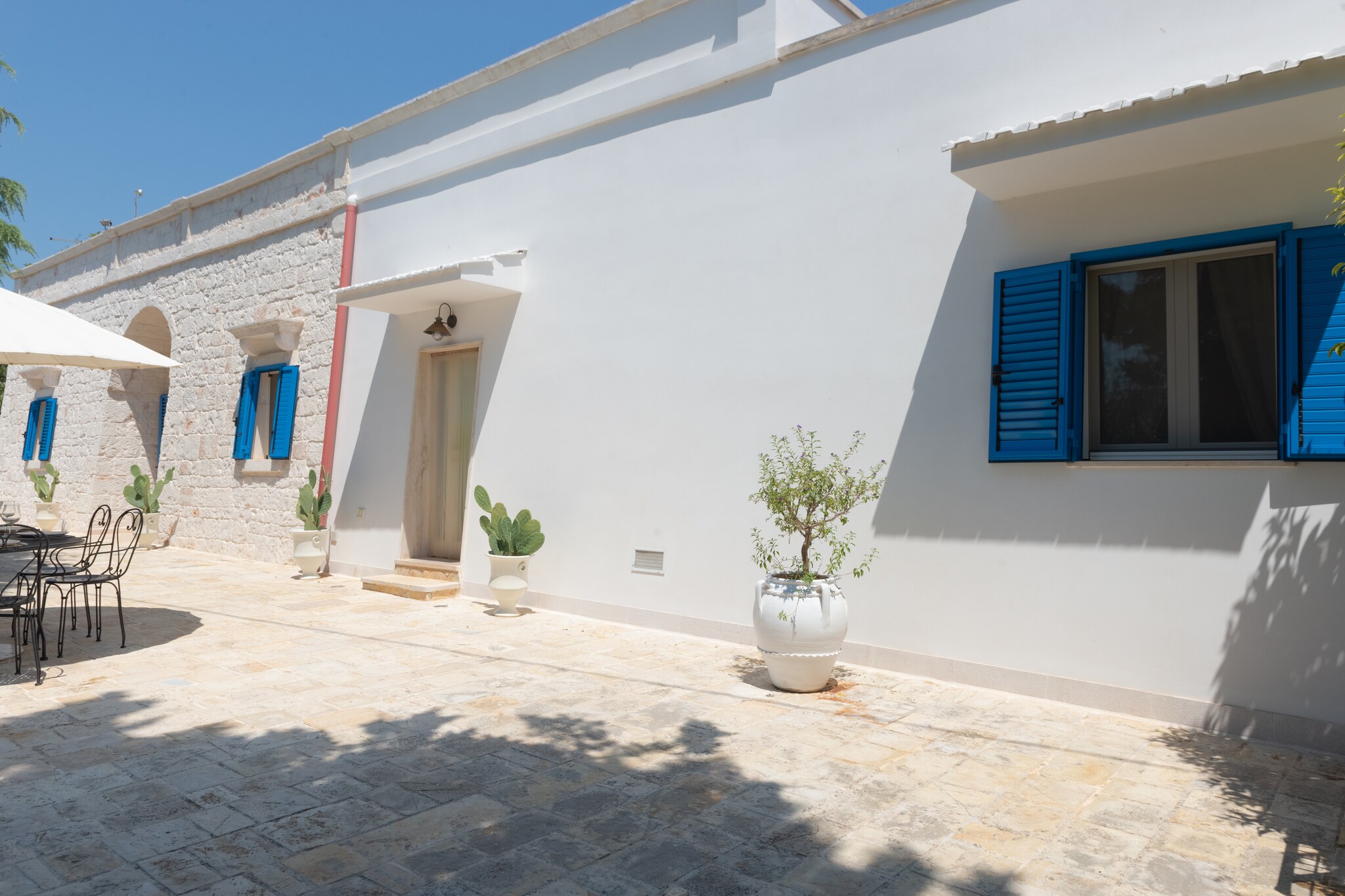 Exterior Summer