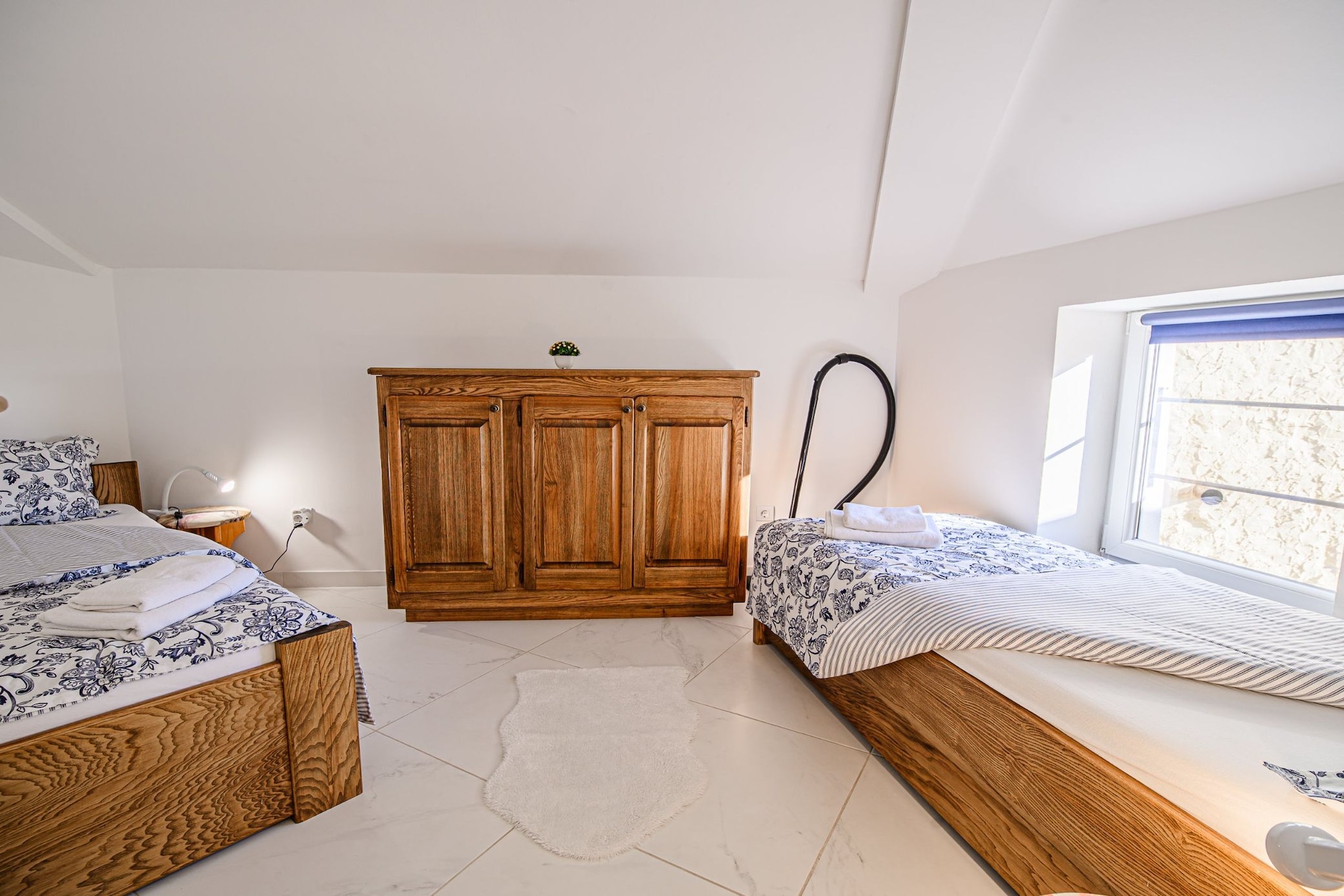 Sleek and Stylish Umag Apartments with Sea View - Two Bedroom Apartment with Terrace (owner 2)