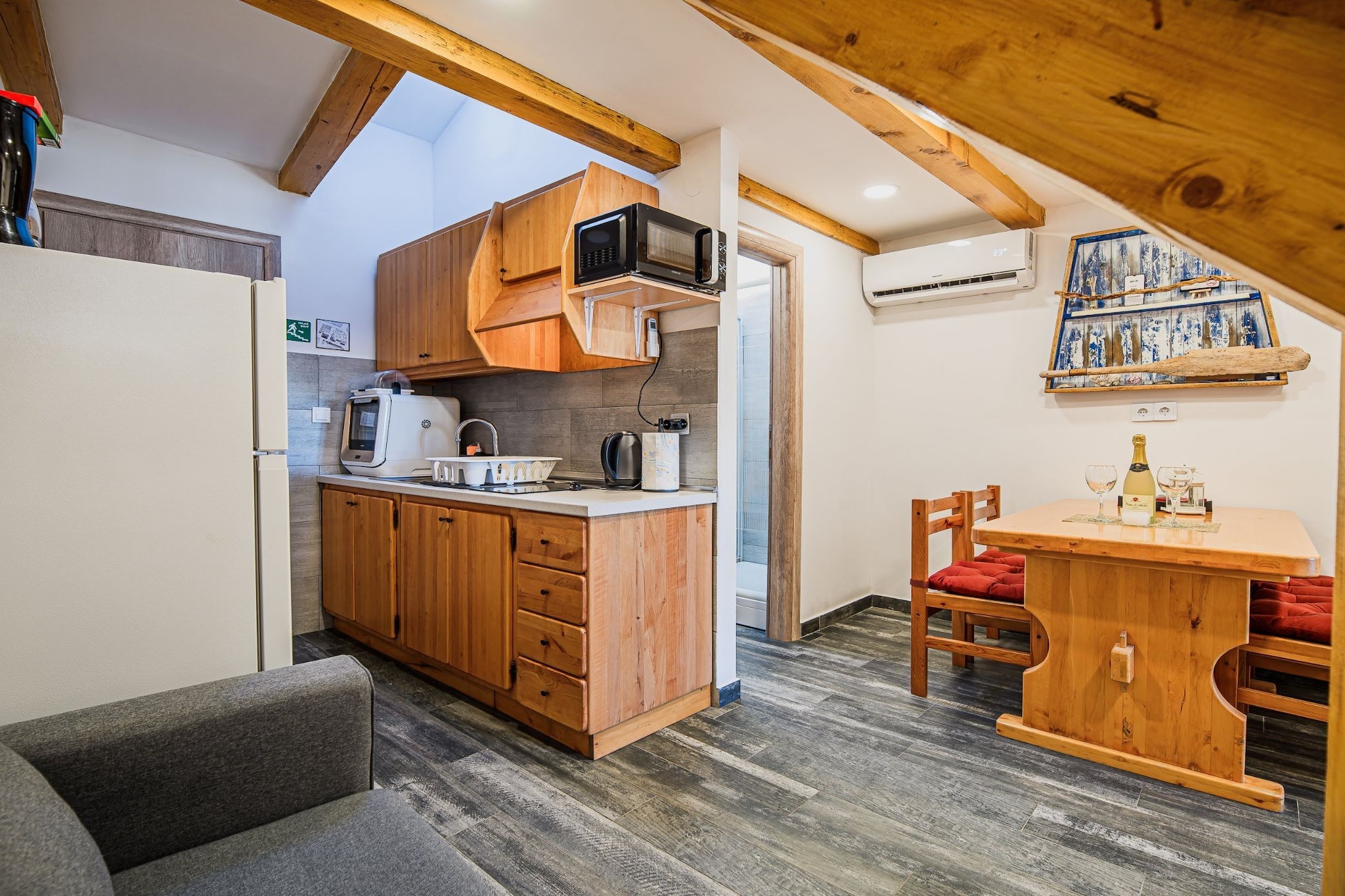 Sleek and Stylish Umag Apartments with Sea View - Two Bedroom Apartment with Terrace (owner 2)-Kitchen