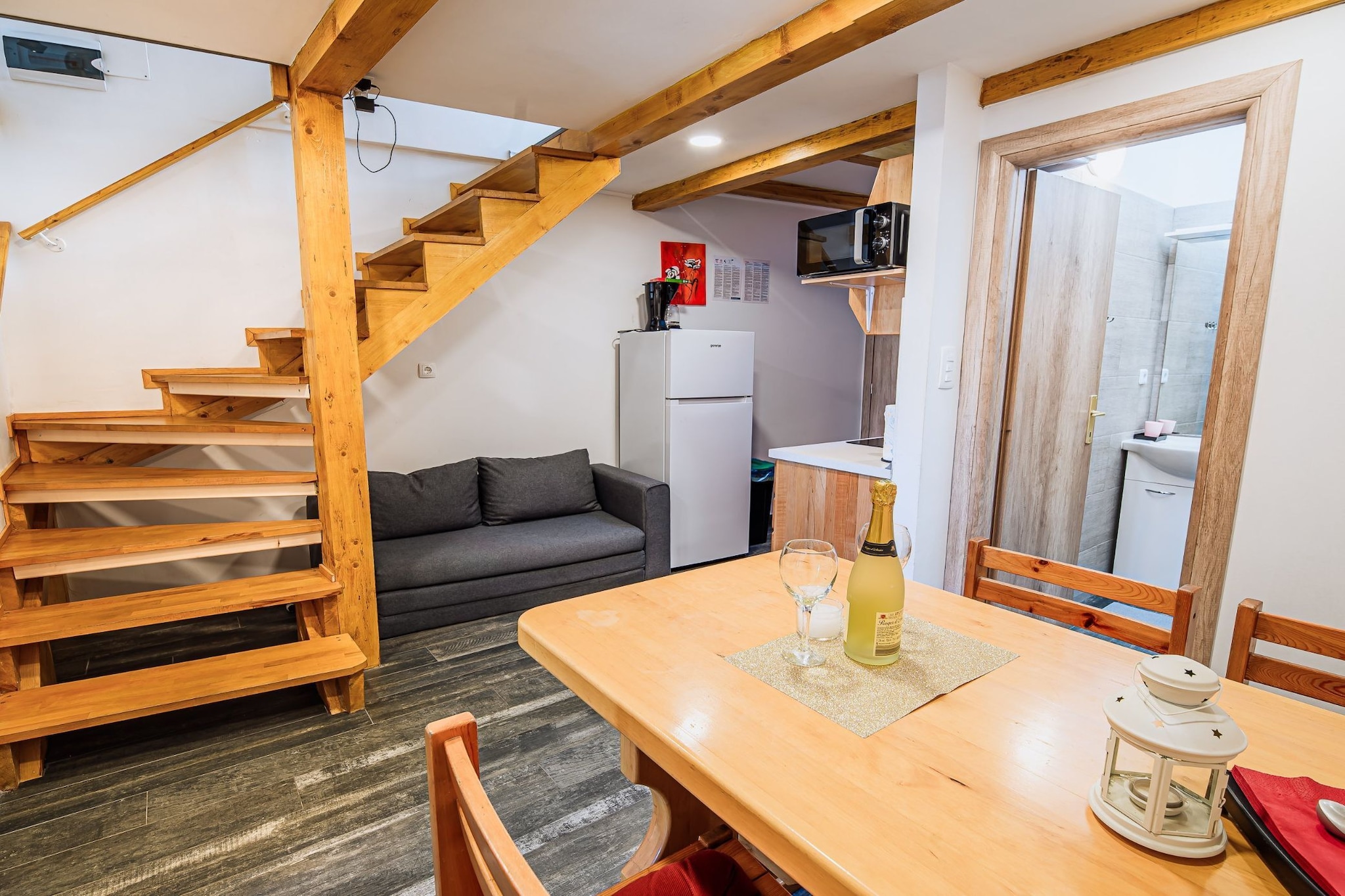 Sleek and Stylish Umag Apartments with Sea View - Comfort Two Bedroom Apartment with Terrace (owner 3)