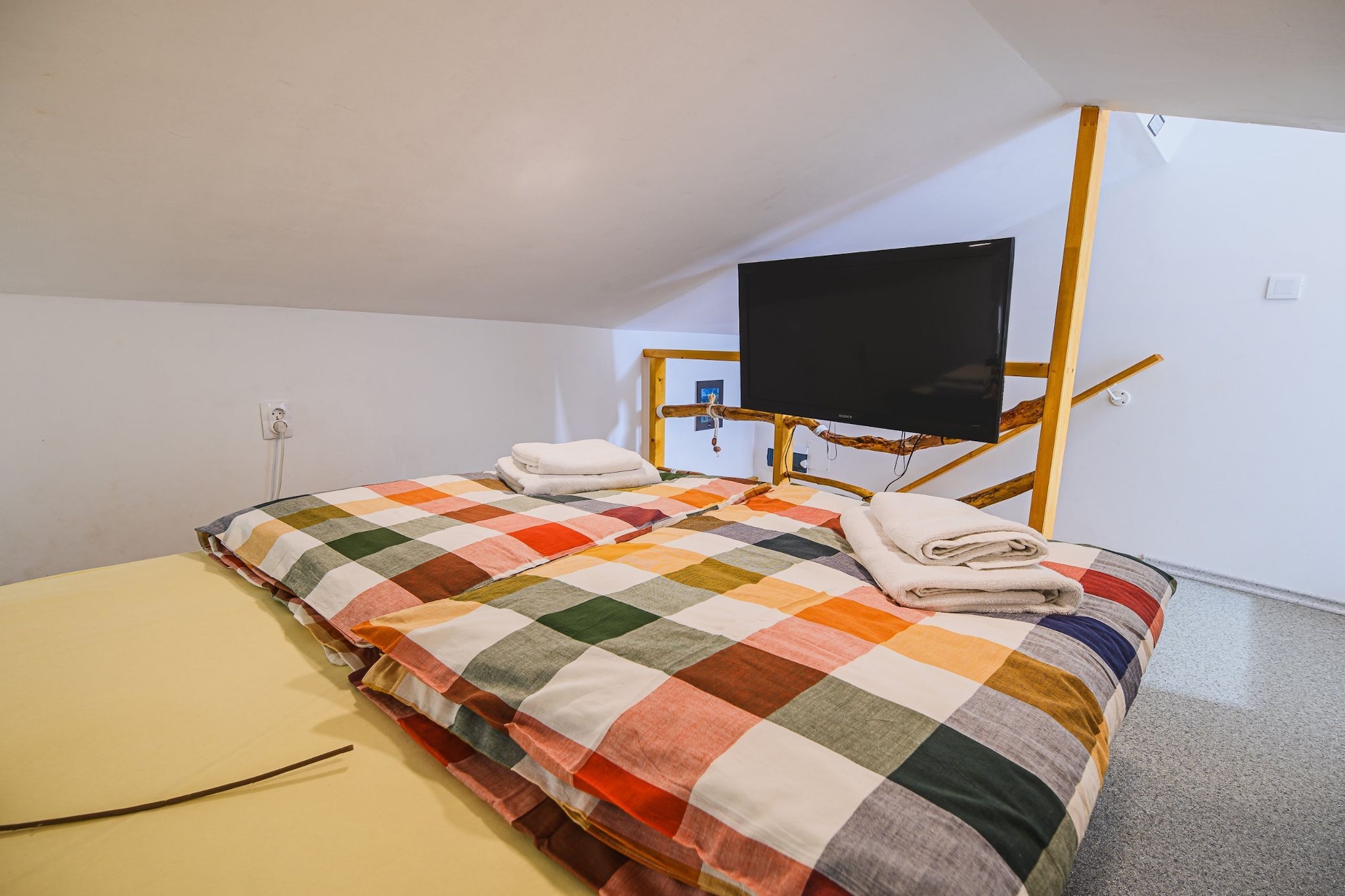 Sleek and Stylish Umag Apartments with Sea View - Comfort Two Bedroom Apartment with Terrace (owner 3)-Schlafzimmer