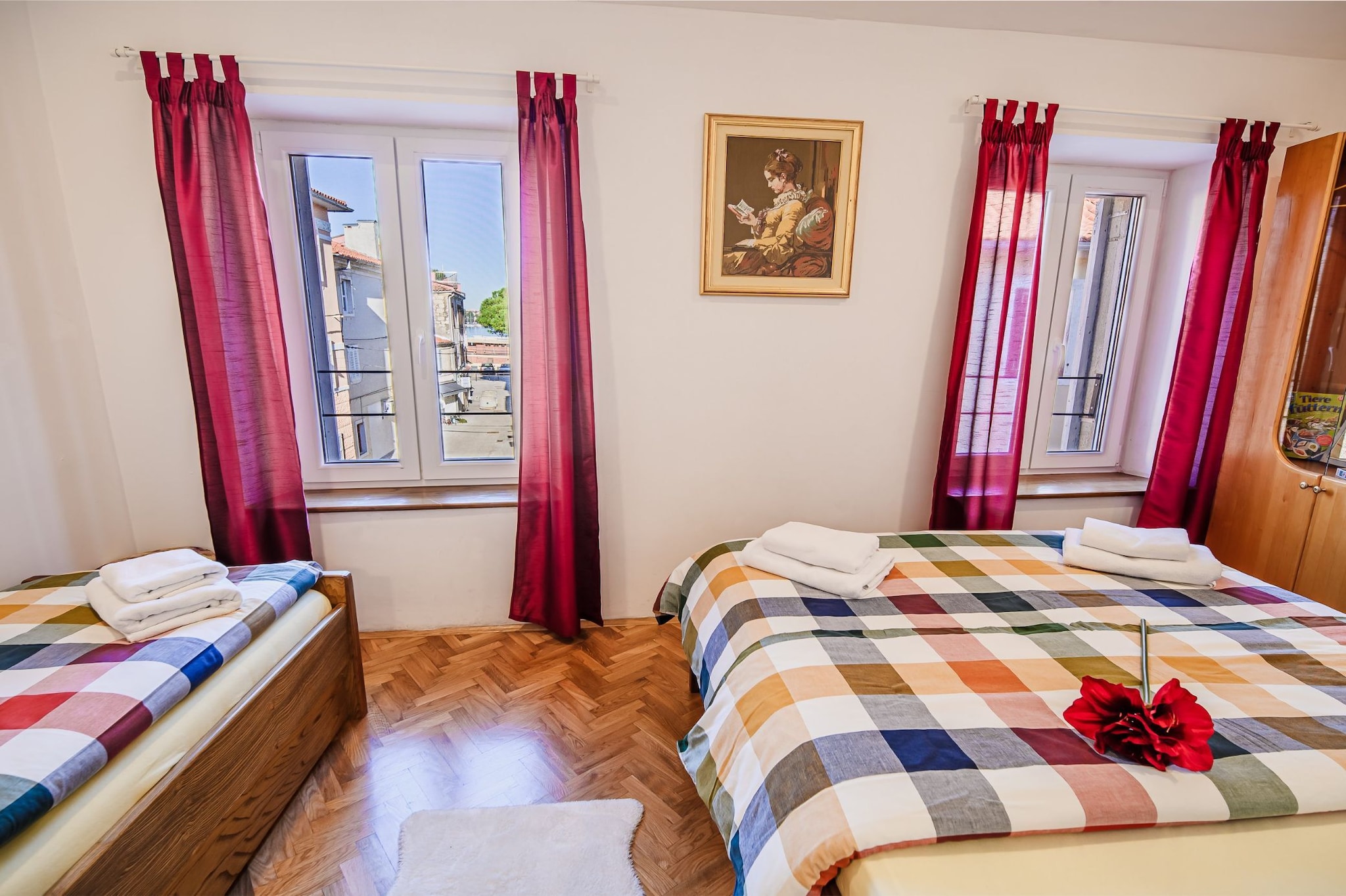 Sleek and Stylish Umag Apartments with Sea View - Comfort Two Bedroom Apartment with Terrace (owner 3)-Schlafzimmer