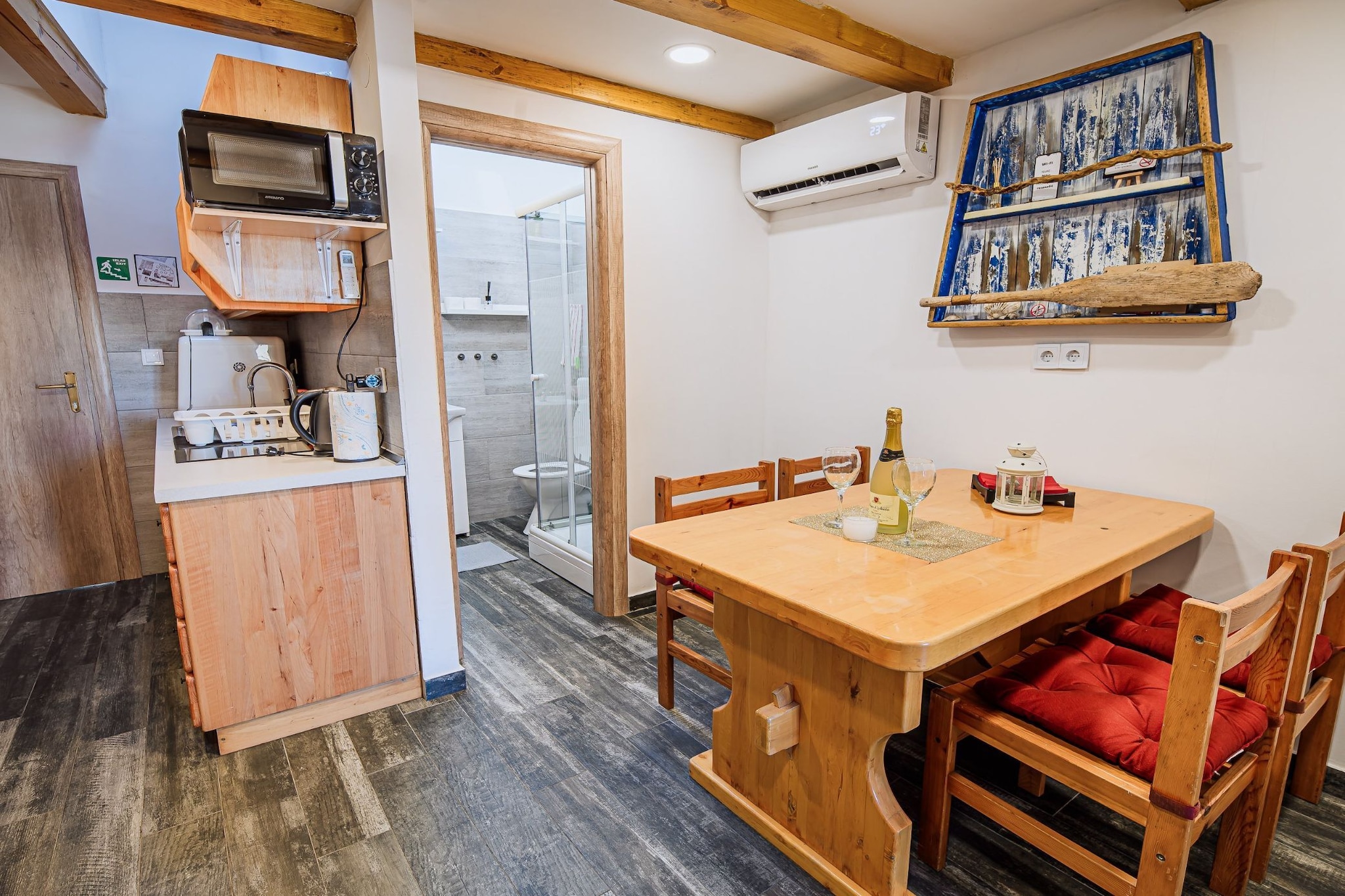Sleek and Stylish Umag Apartments with Sea View - Comfort Two Bedroom Apartment with Terrace (owner 3)-Küche