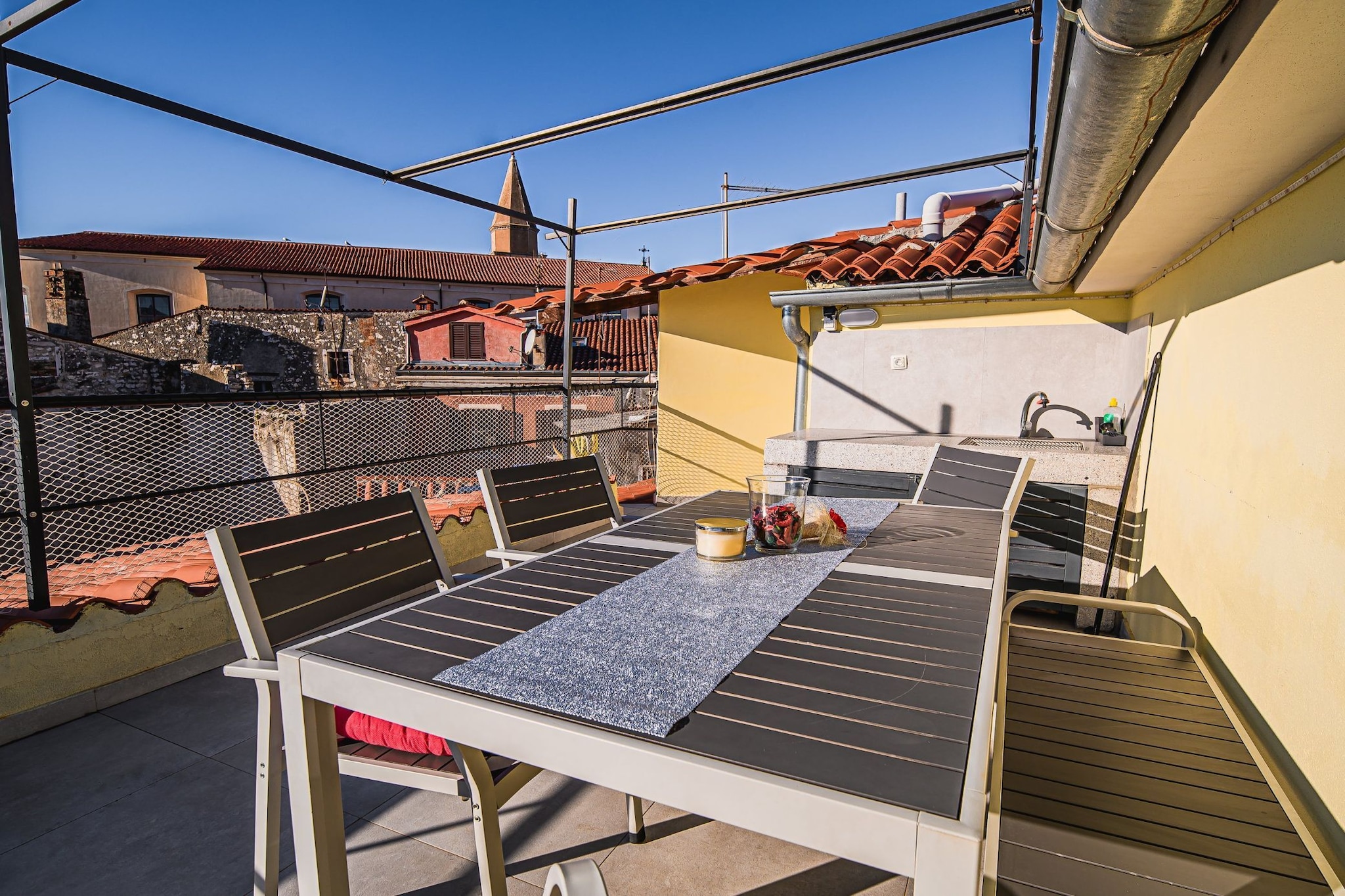 Sleek and Stylish Umag Apartments with Sea View - Comfort Two Bedroom Apartment with Terrace (owner 3)-Terrasse