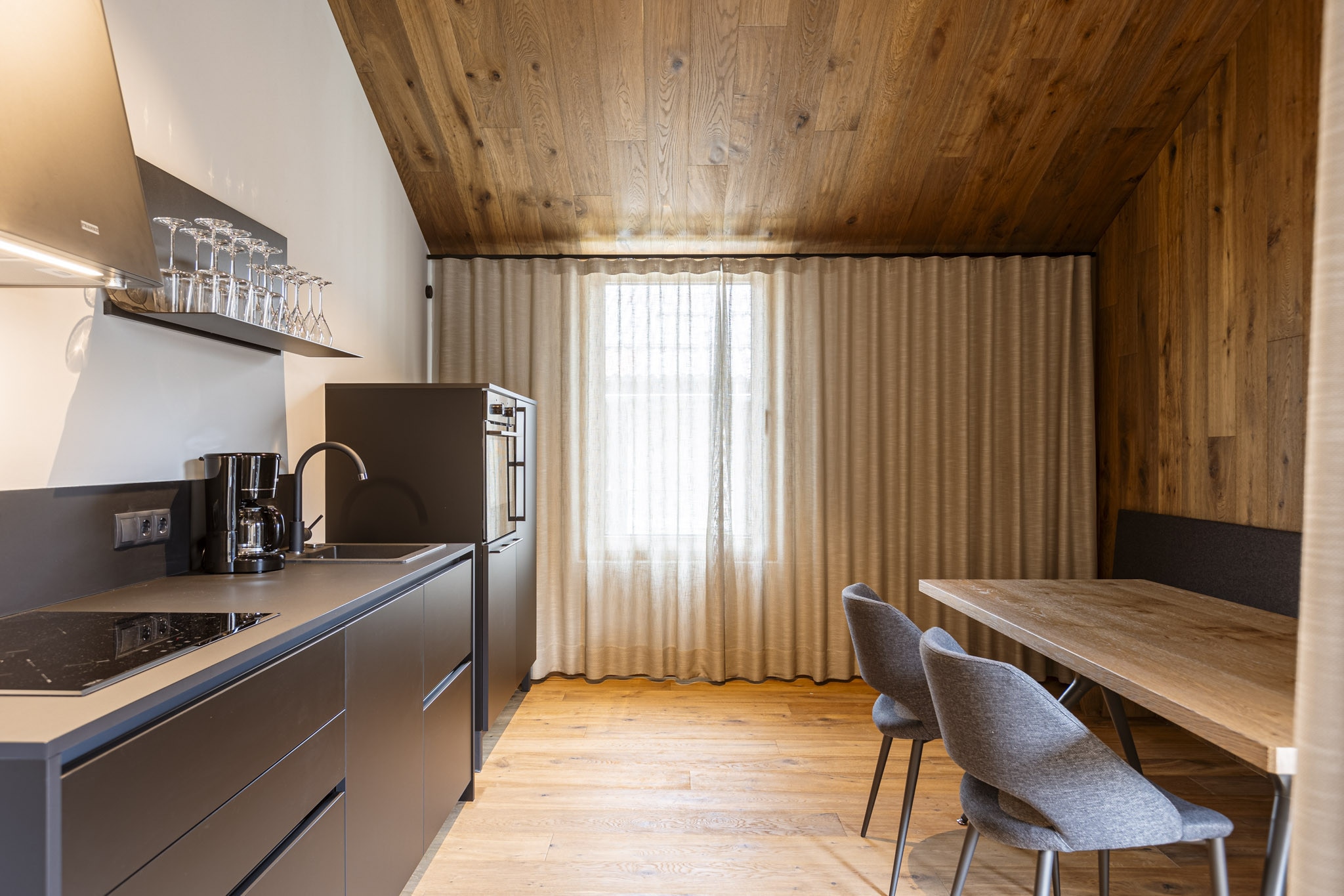 This 76 m² apartment comfortably accommodates up to 4 guests and features 2 bedrooms with double beds, 2 bathrooms, and either a balcony or terrace for outdoor relaxation. The open-plan kitchen is fully equipped with cutlery, cookware, a ceramic stove, oven, dishwasher, and fridge with freezer compartment. Additional amenities include a toaster, kettle, and coffee machine. 

This resort is located in Westendorf, Tirol, near the valley station, making it ideal for outdoor activities. The property also features underground parking and includes a Brixental guest card, providing access to local attractions and discounts. 

Upon arrival, you'll find a starter kit with dishwashing tabs, dish soap, sponges, trash bags, and cleaning cloths to get you started. The spacious living area offers a cozy seating area and a flat-screen TV, perfect for unwinding after a day of exploring.  

