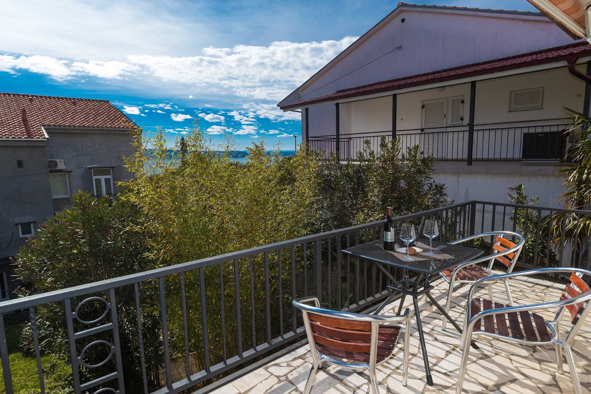 Beachfront Crikvenica Apartments with Sea View - Classic Studio Apartment with Sea View (owner 2)-Balcon-terrasse