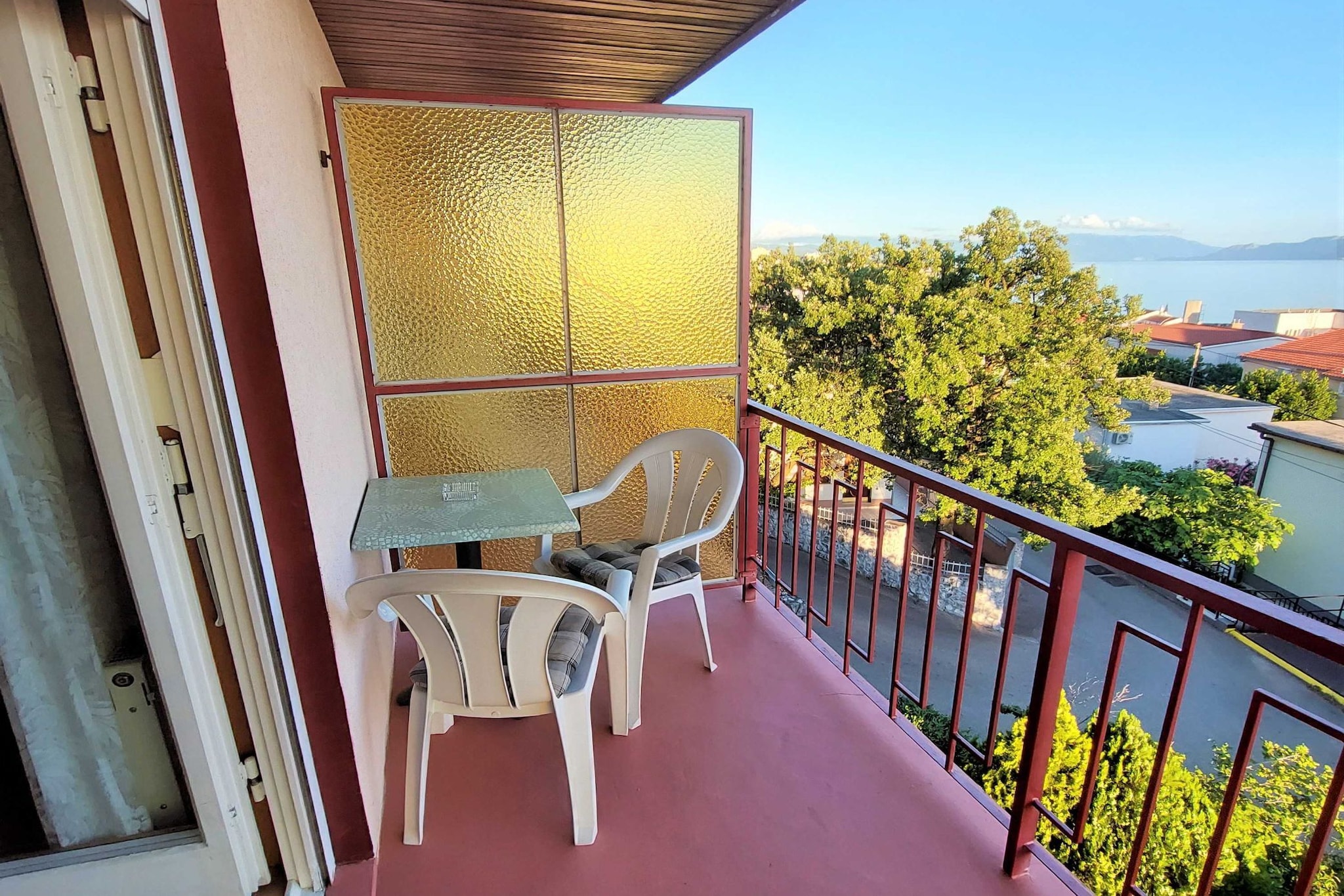 Sleek and Serene Rooms Crikvenica - Double room with Balcony and Sea View  (owner 3)-Terrasse / balcon