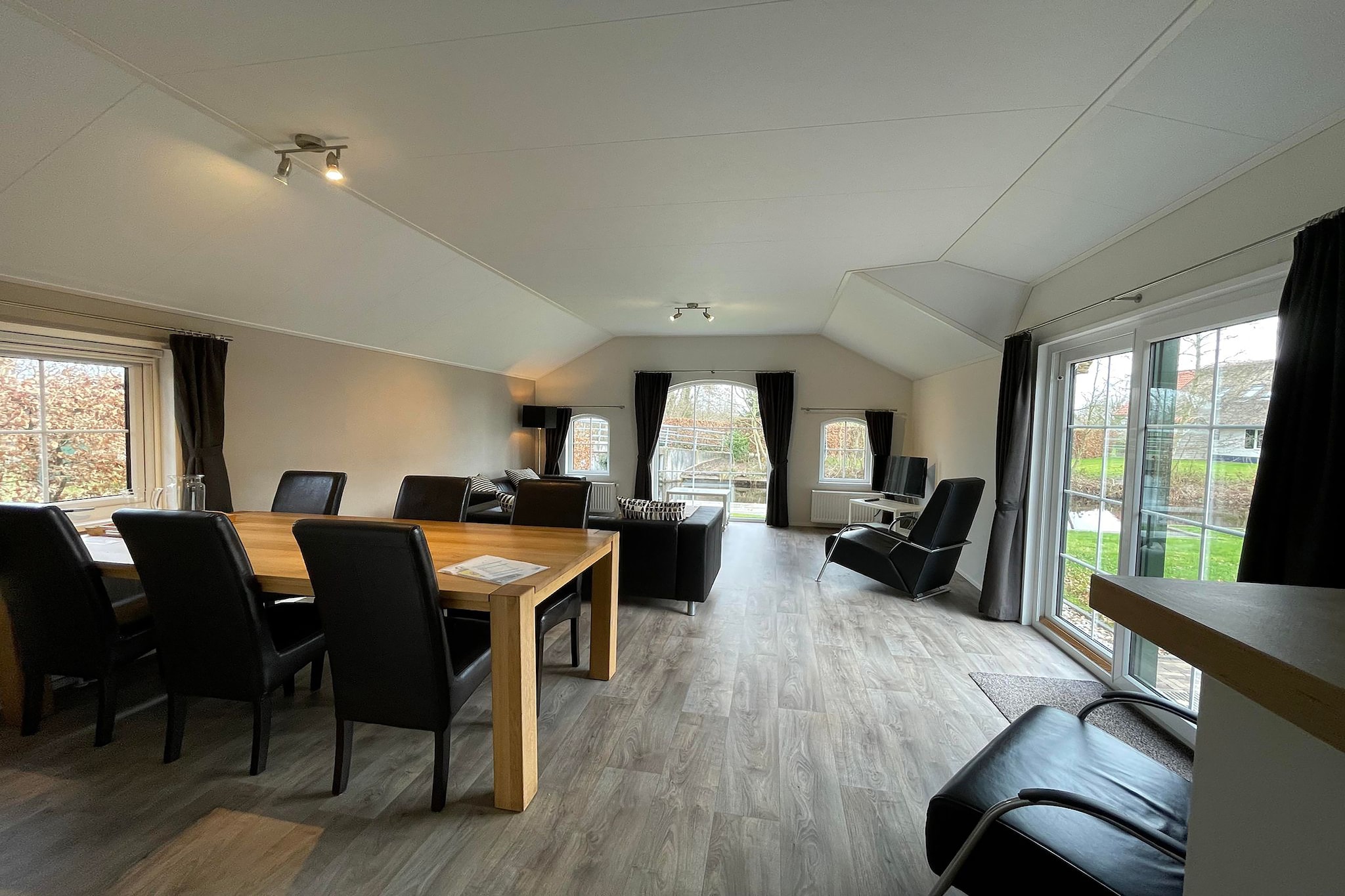 Tucked away on a scenic estate in Friesland, this charming single-level chalet offers a peaceful escape for families and seniors alike. Surrounded by nature and set along the water, it features its own private mooring, perfect for those arriving by boat or looking to explore the nearby lakes.

Inside, the chalet comfortably sleeps six guests across three cozy bedrooms. The open-plan layout and tasteful decor create a warm, welcoming atmosphere. Step outside and youâ€™re just moments from forest trails, ideal for morning walks or quiet reflection. The nearby Langweerderwielen and Sneekermeer lakes offer endless opportunities for sailing and water sports.

A golf course borders the estate, and bicycles are available to rent or bring along, making it easy to explore the countryside at your own pace. Whether you're seeking outdoor adventure or a quiet retreat by the water, this chalet is a perfect base for your Friesland getaway.