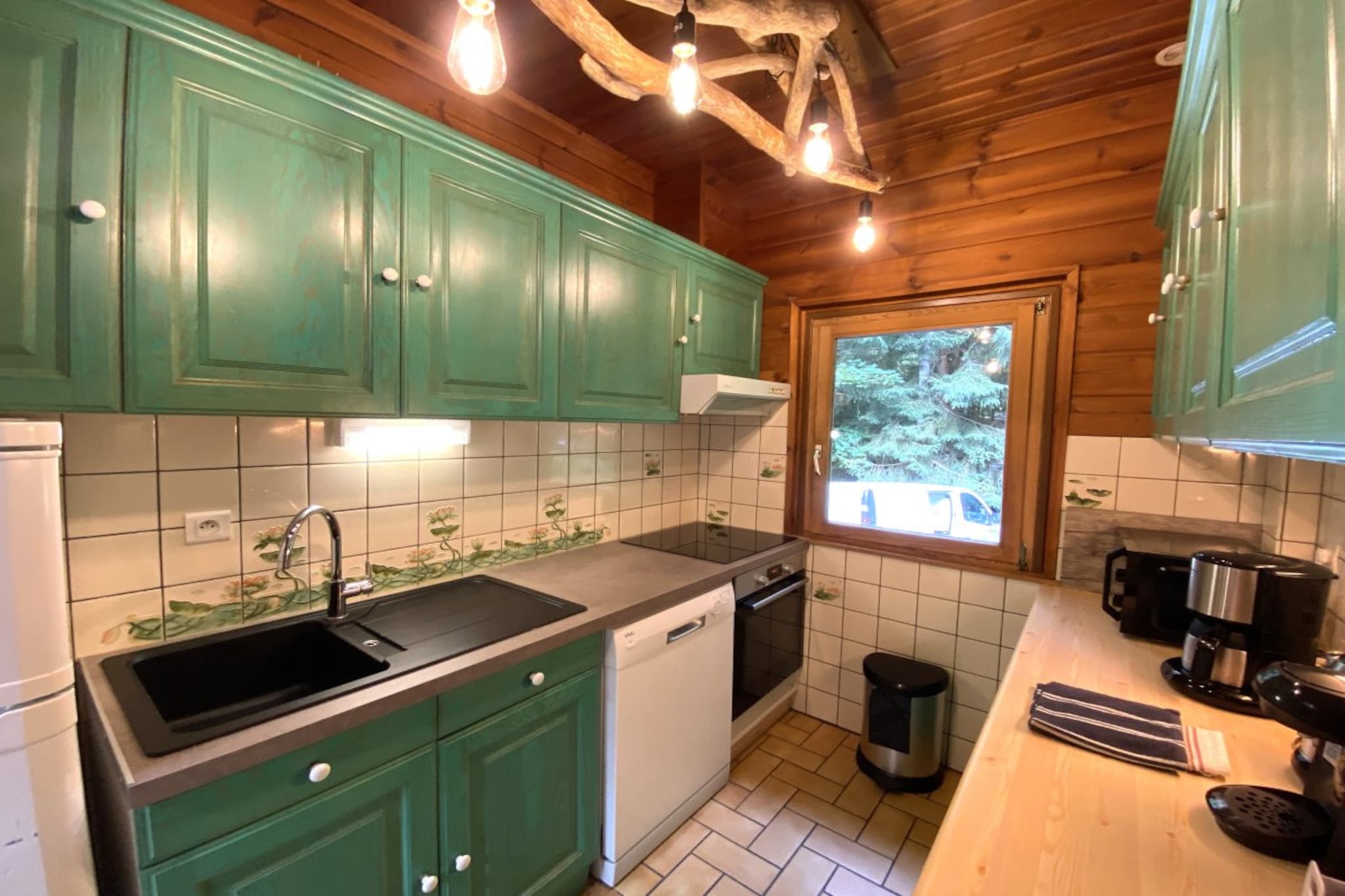 LE FISHING LODGE Chalet en bois avec Bain Nordique-Keuken