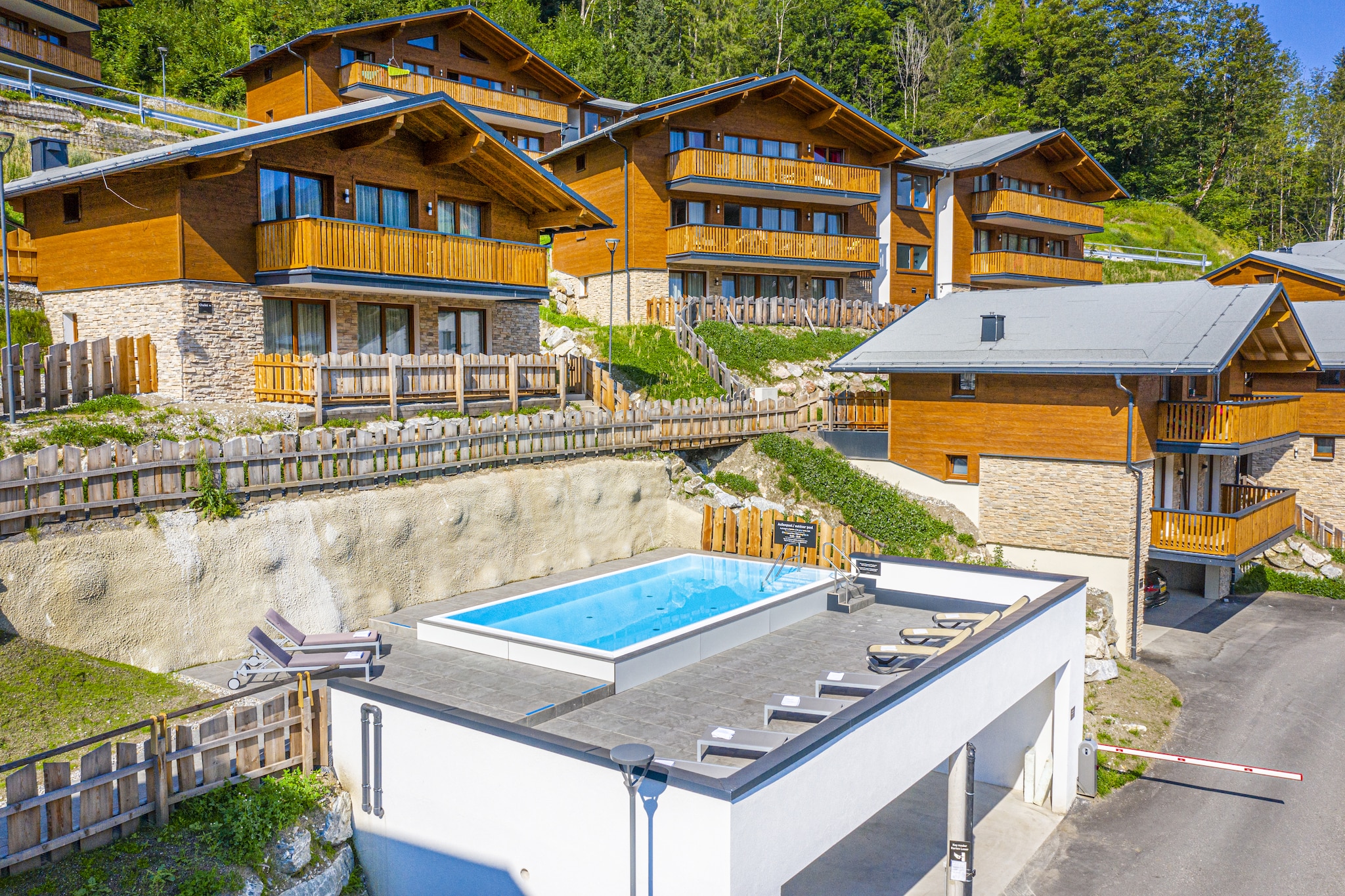 GA2P Alpenleben Apartments-Buitenkant zomer