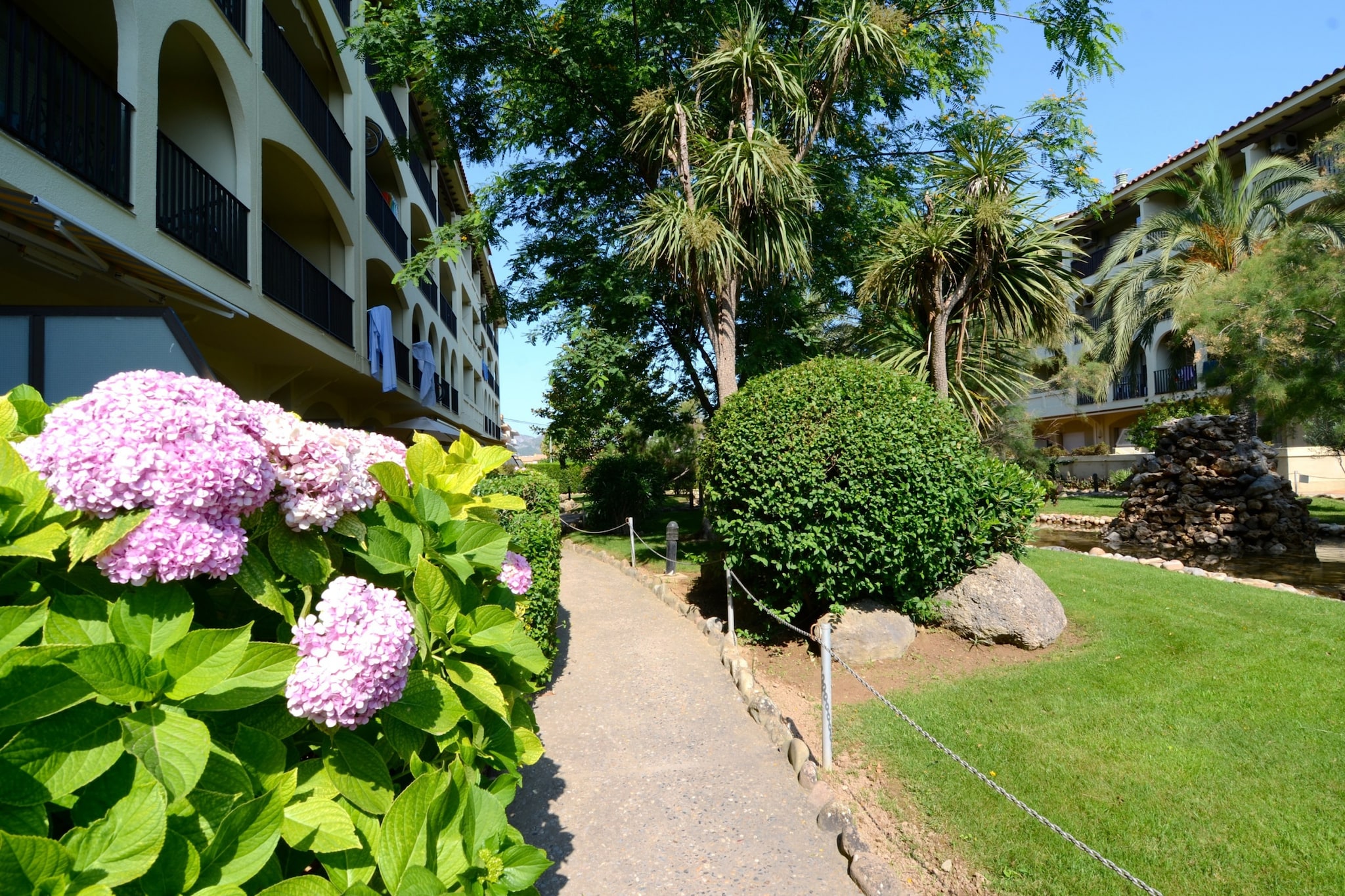 JADEMAR 114-D-Gardens summer