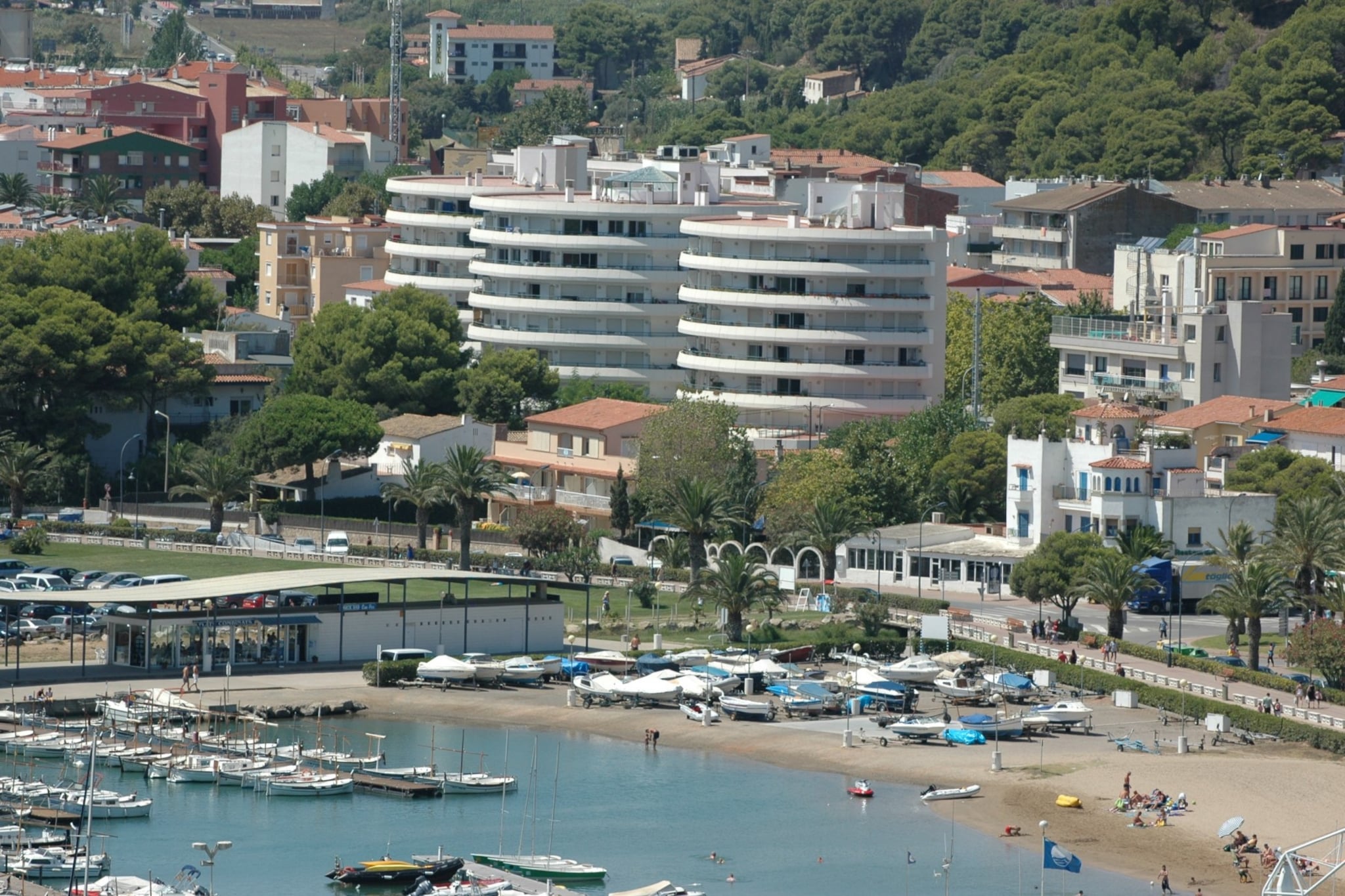 MEDES PARK I 2-1-Outdoor