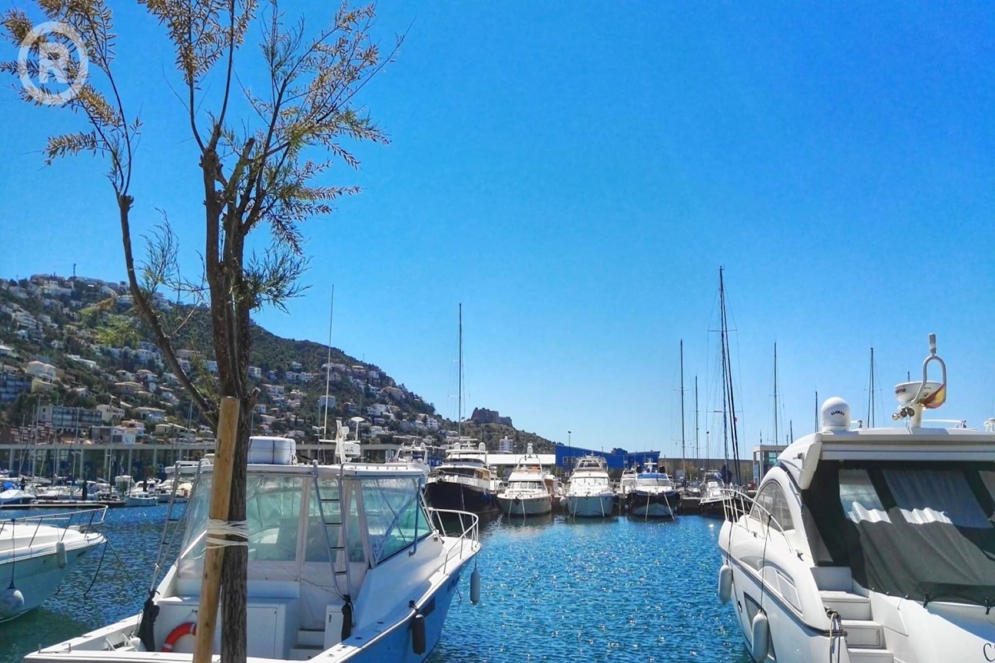 RESIDENCE DE LA PLAGE BJS 3 Roses-Areas summer 5km