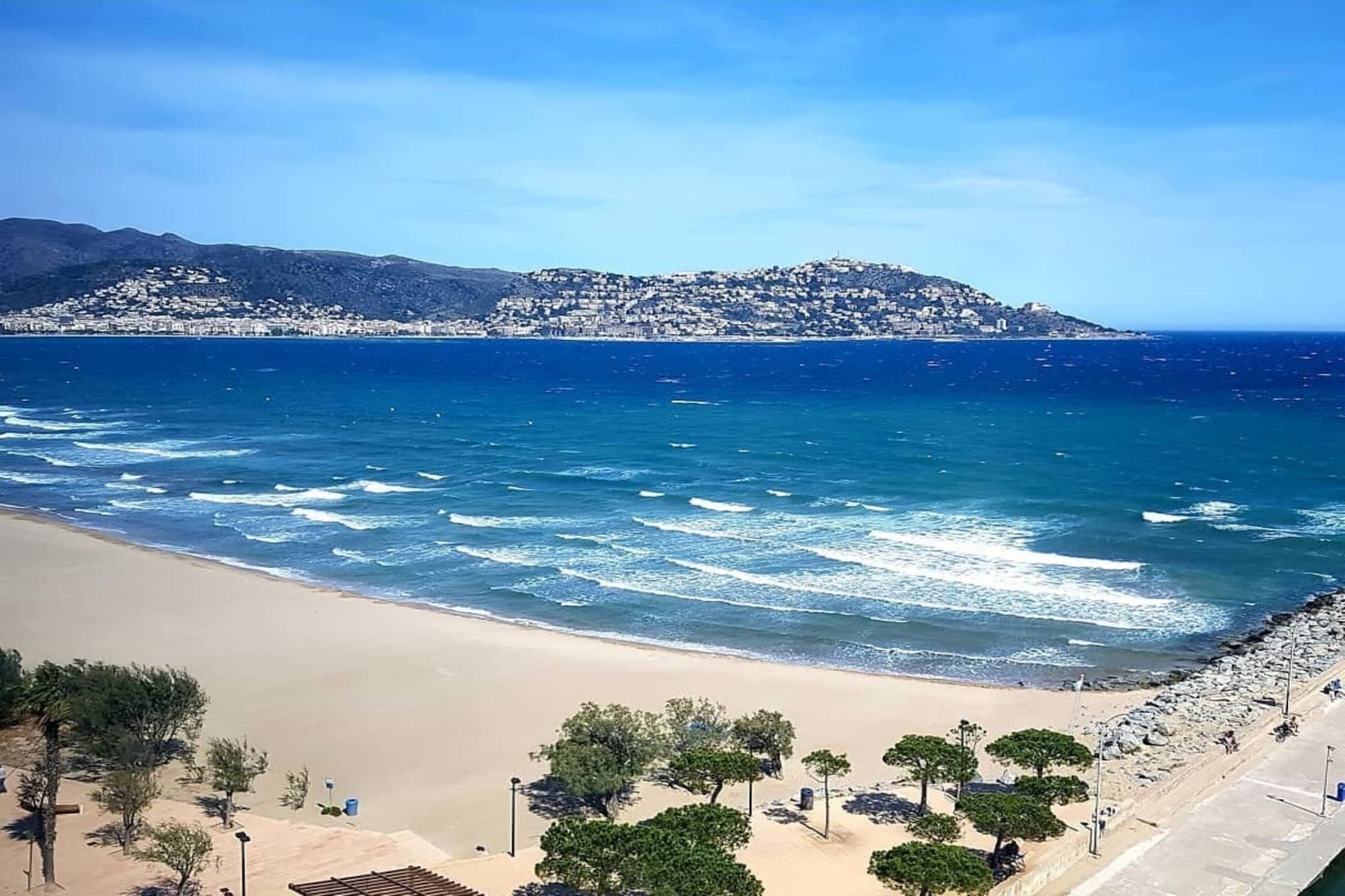 RESIDENCE DE LA PLAGE BJS 3 Roses-Areas summer 20km