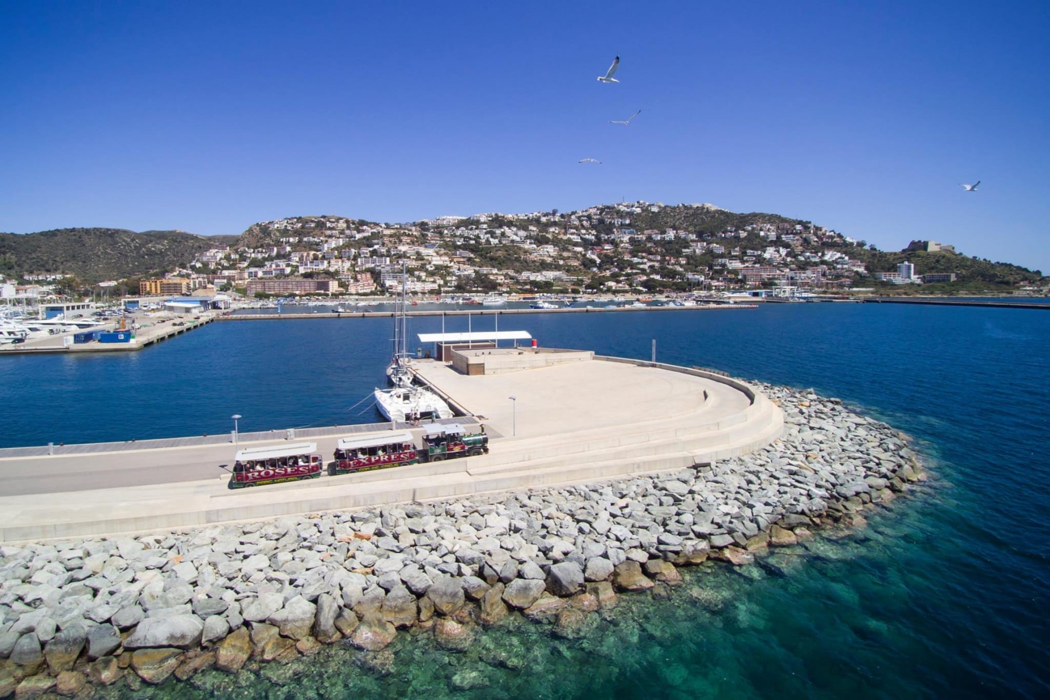 MARE NOSTRUM 1 18 Roses-Areas summer 5km