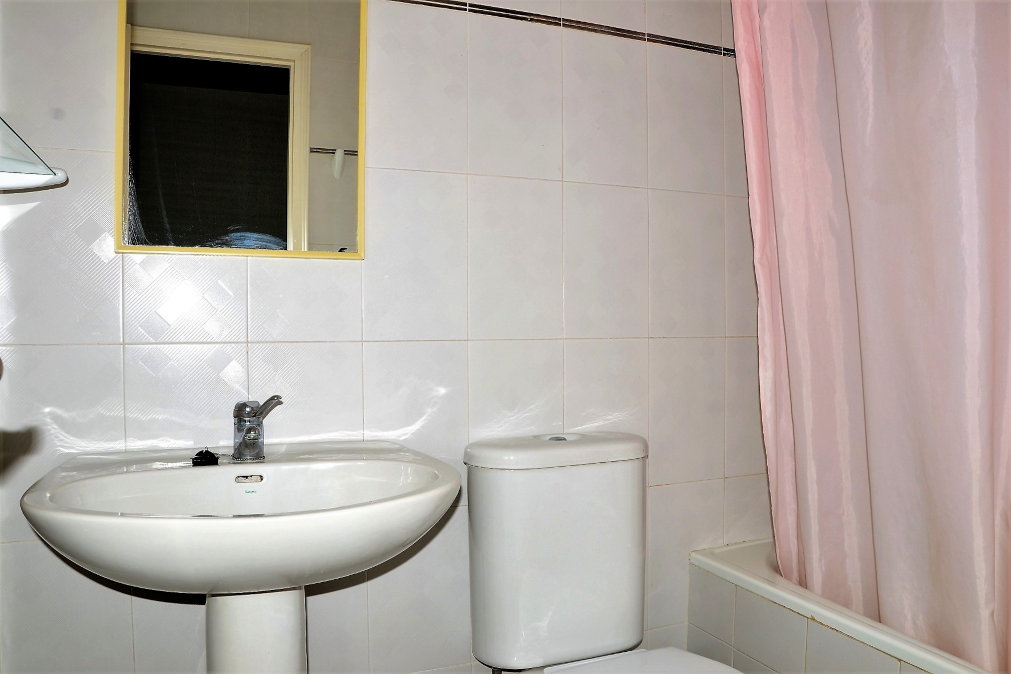 VALL PETITA 056-Bathroom