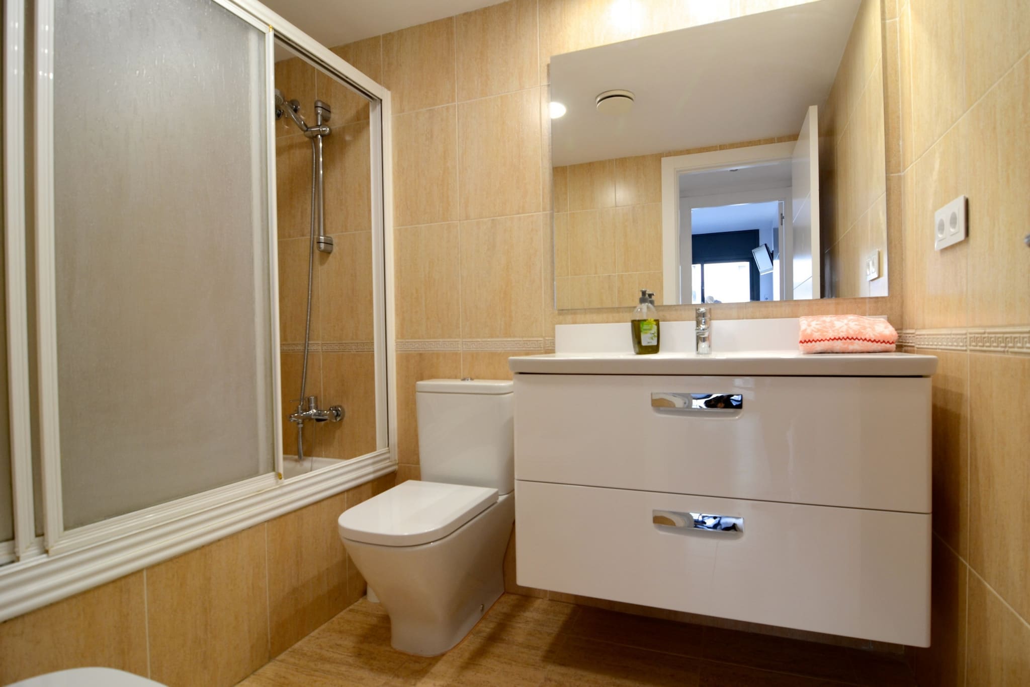 BALCO DEL PORT  I A 1-3-Bathroom