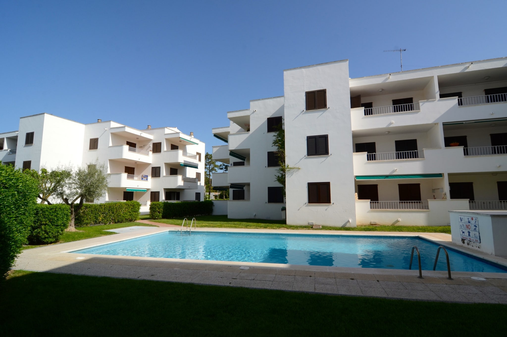 CALA MONTGO 15 AC