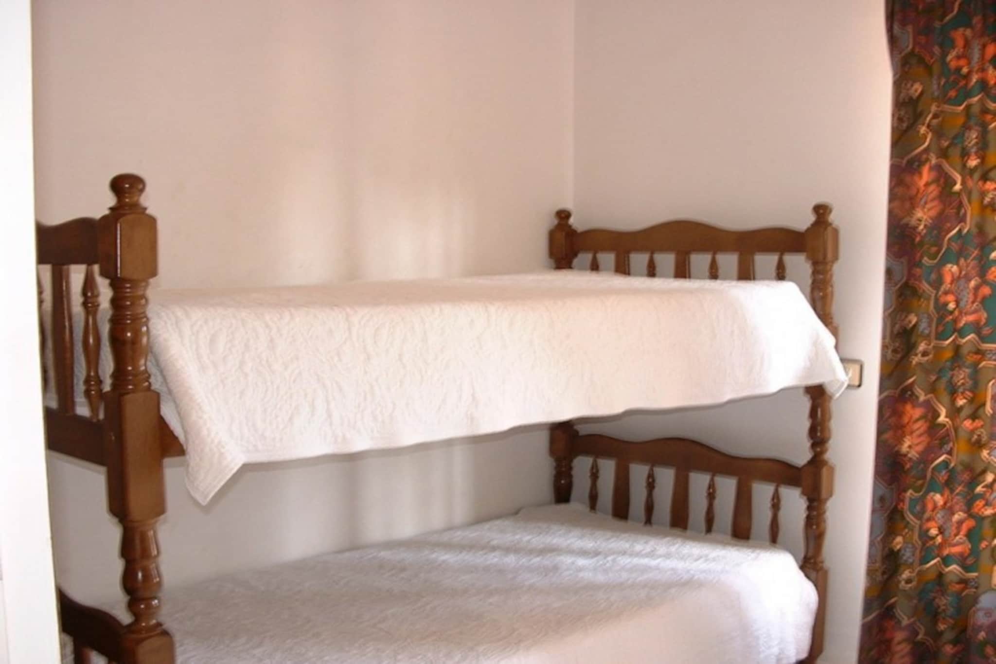 MONTGO PARK 06-Bedroom