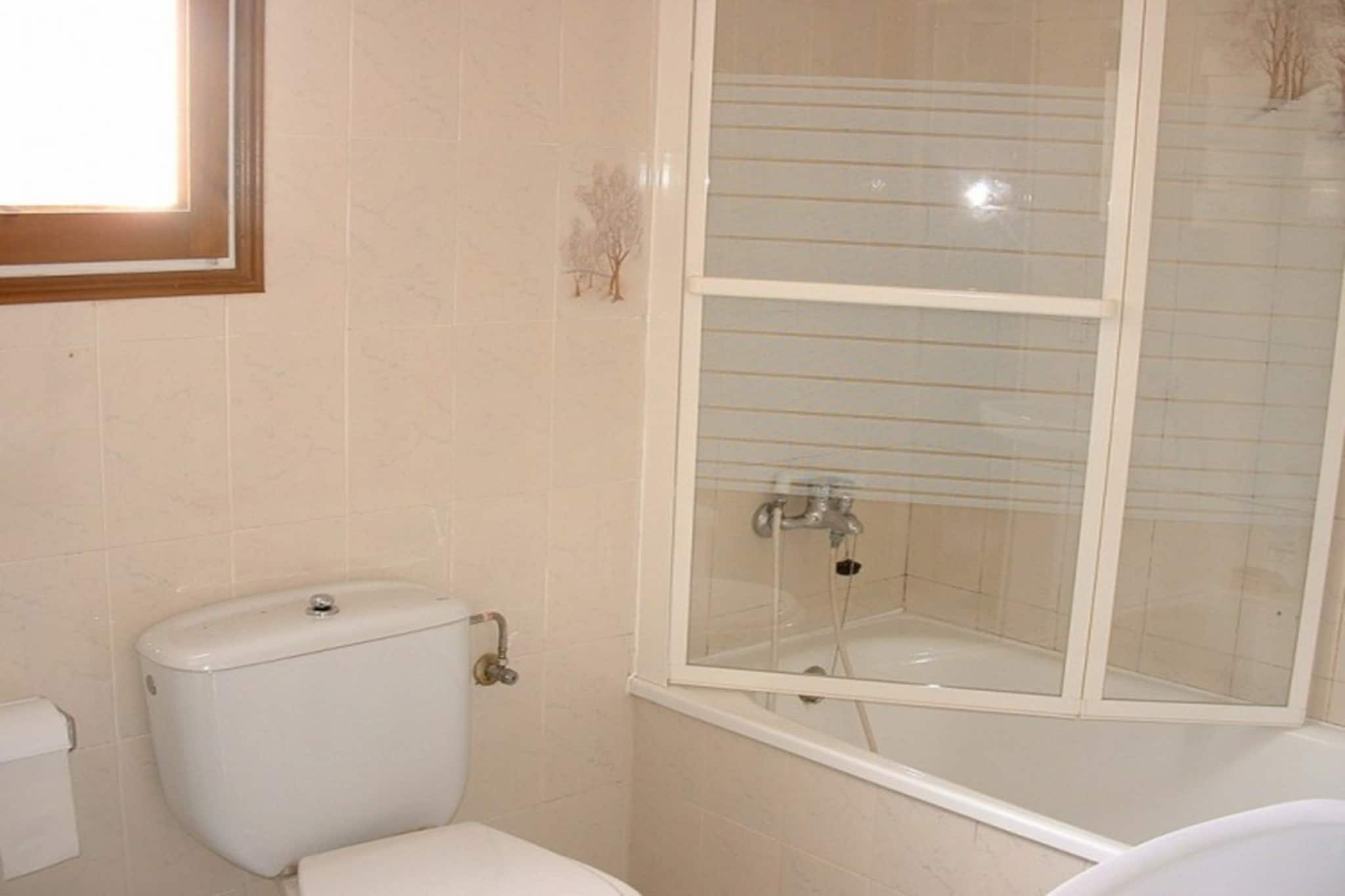 MONTGO PARK 06-Bathroom