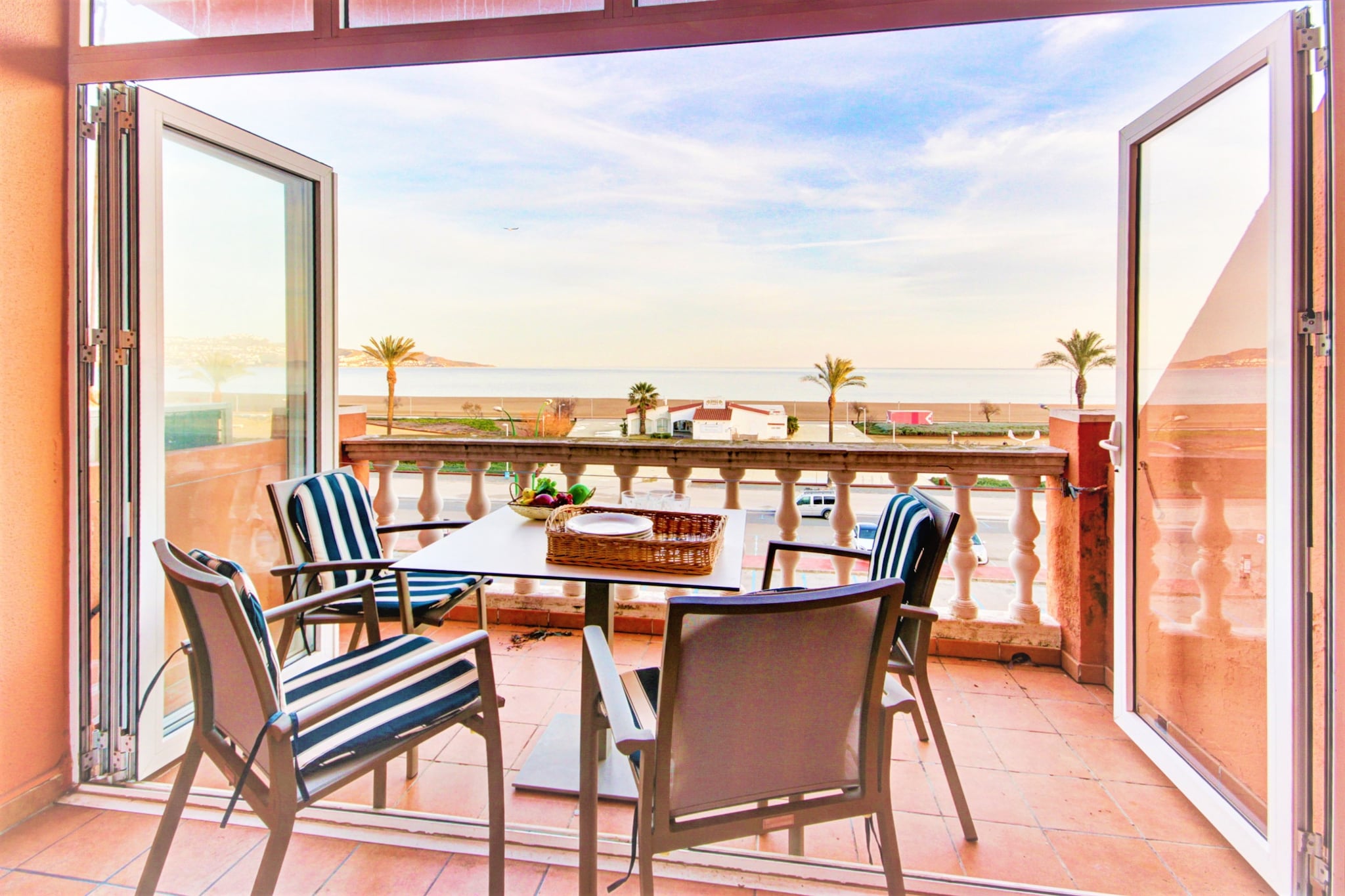GRAN RESERVA PLAYA 9 25 Empuriabrava-Terrace balcony