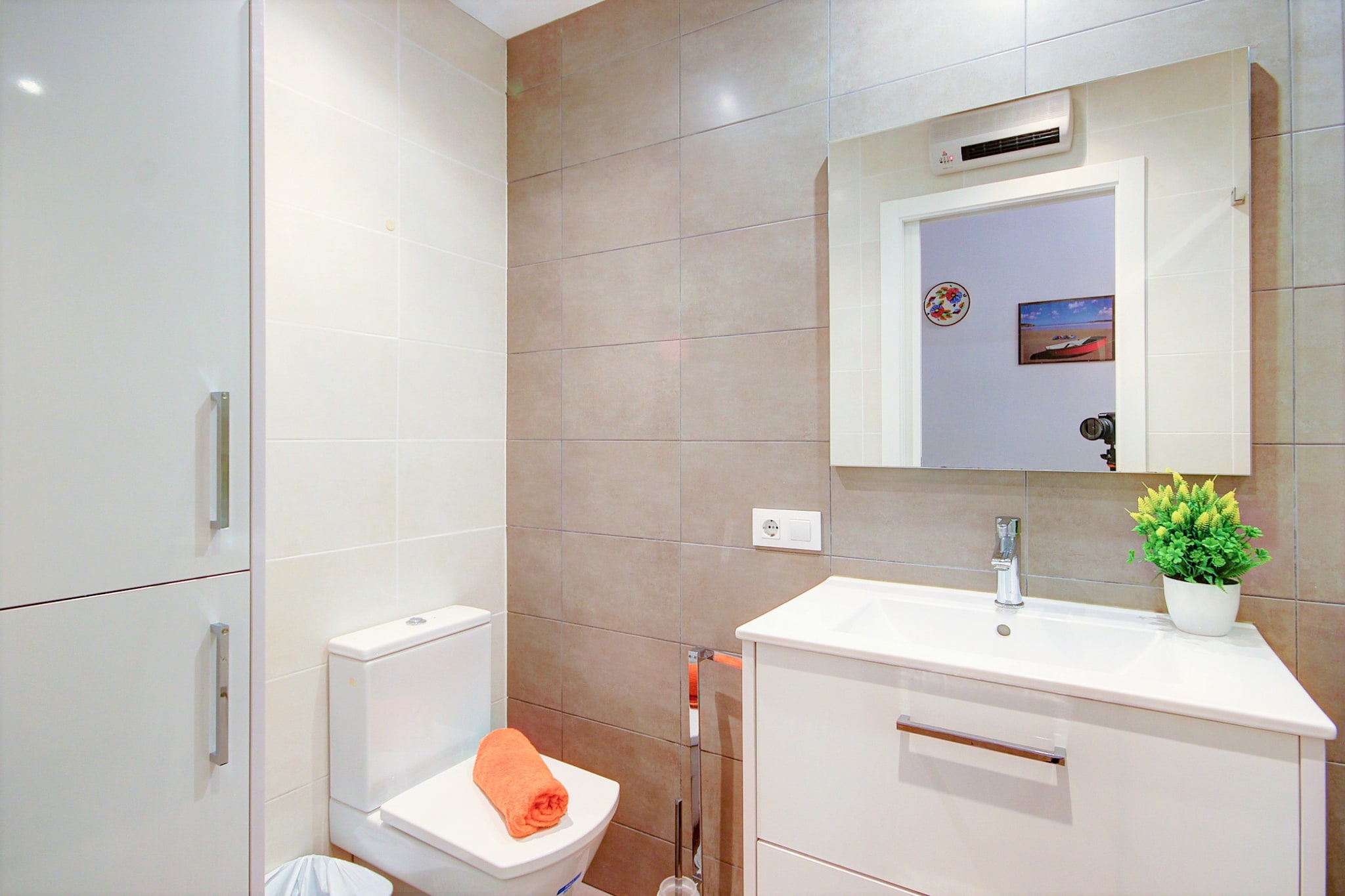 GRAN RESERVA PLAYA 9 25 Empuriabrava-Bathroom