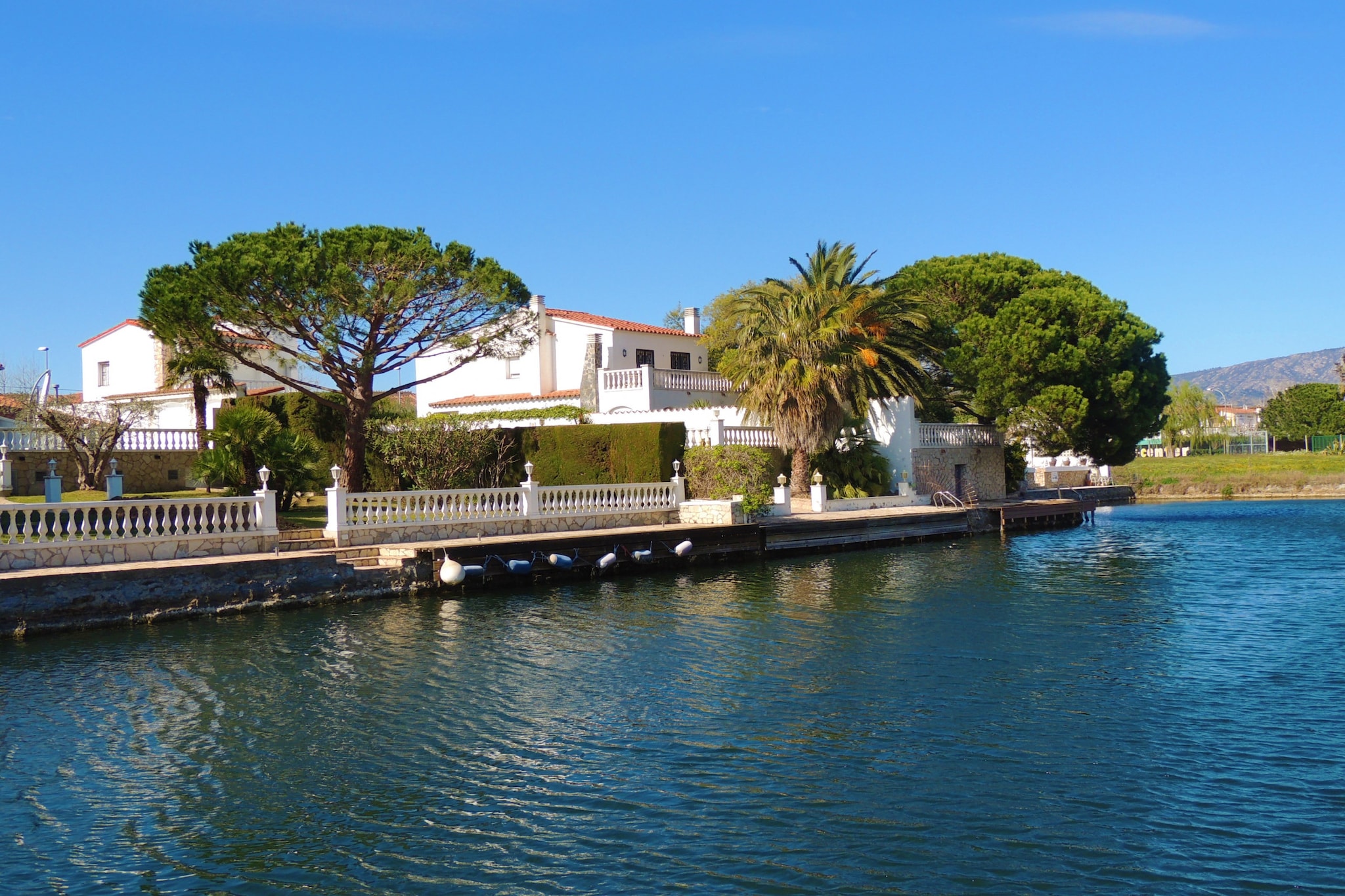 GRAN RESERVA PLAYA 9 25 Empuriabrava-Areas summer 1km