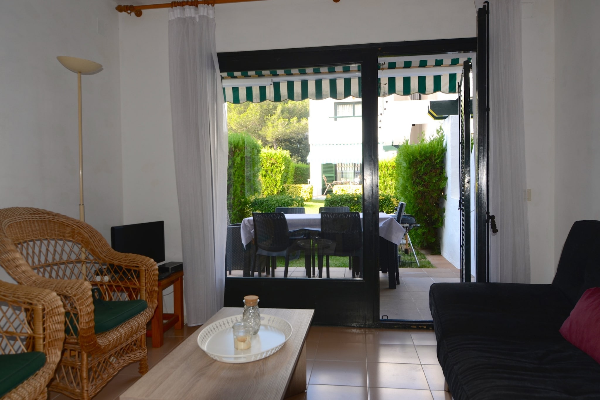 EL COTO C 101-Living room