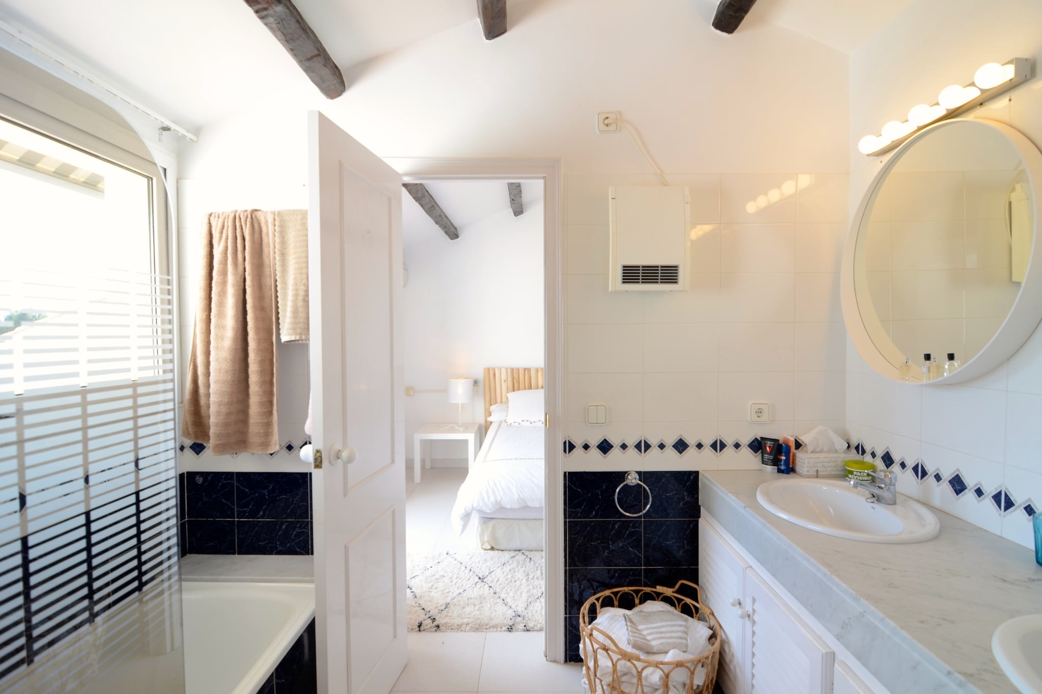 CARAVEL·LES-Bathroom