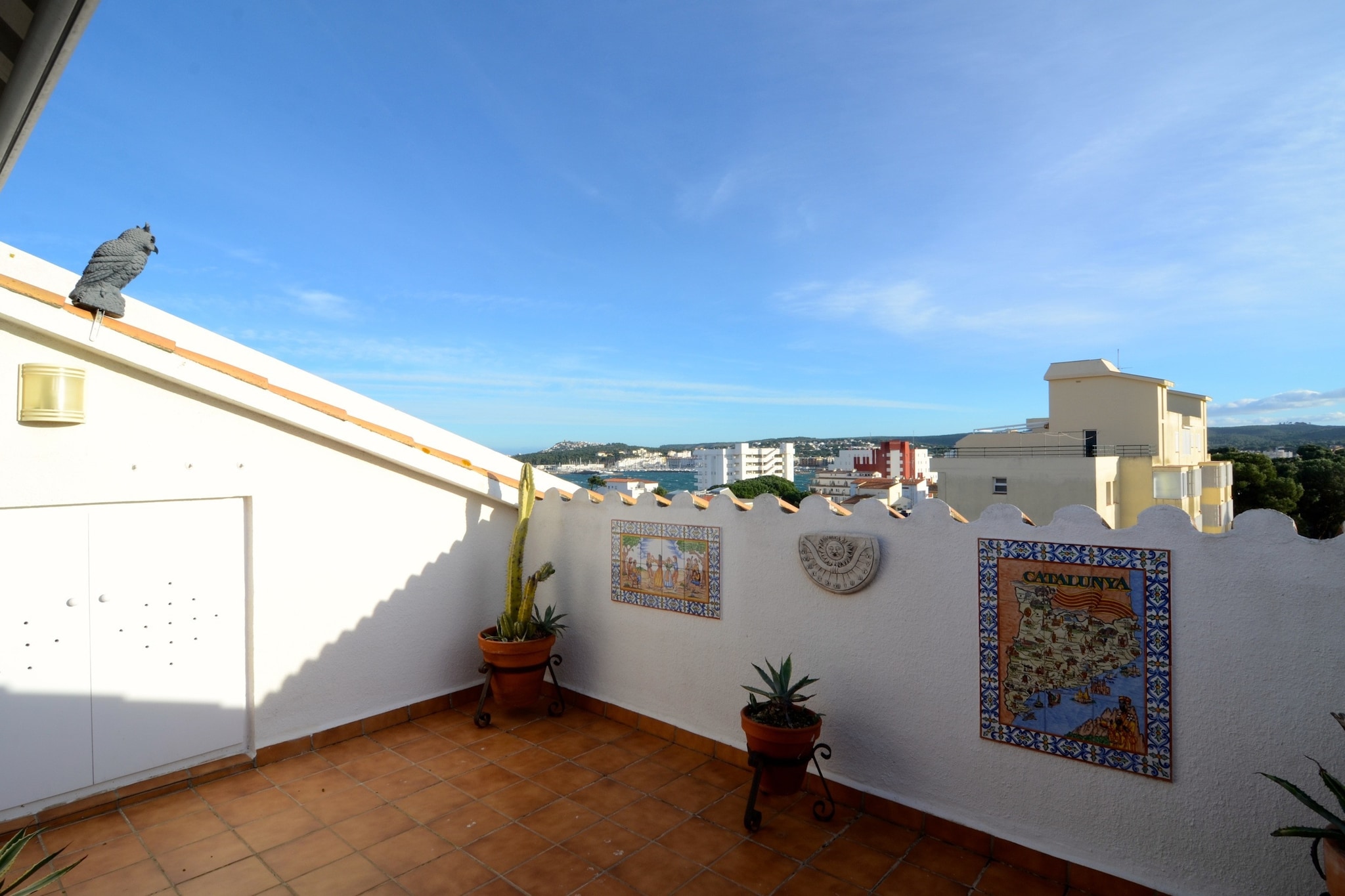 CARAVEL·LES-Terrace