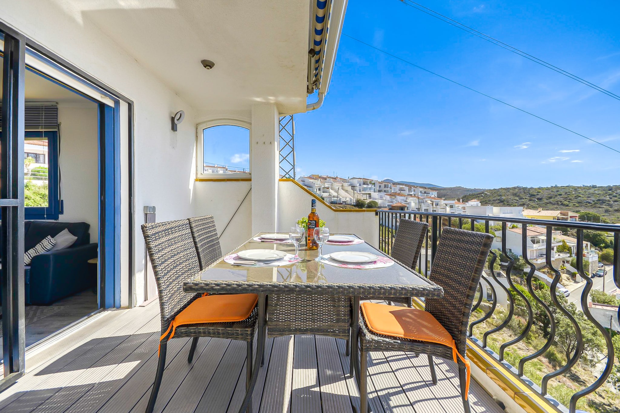 GARBINELL A 3 Canyelles Roses-Terrasbalkon