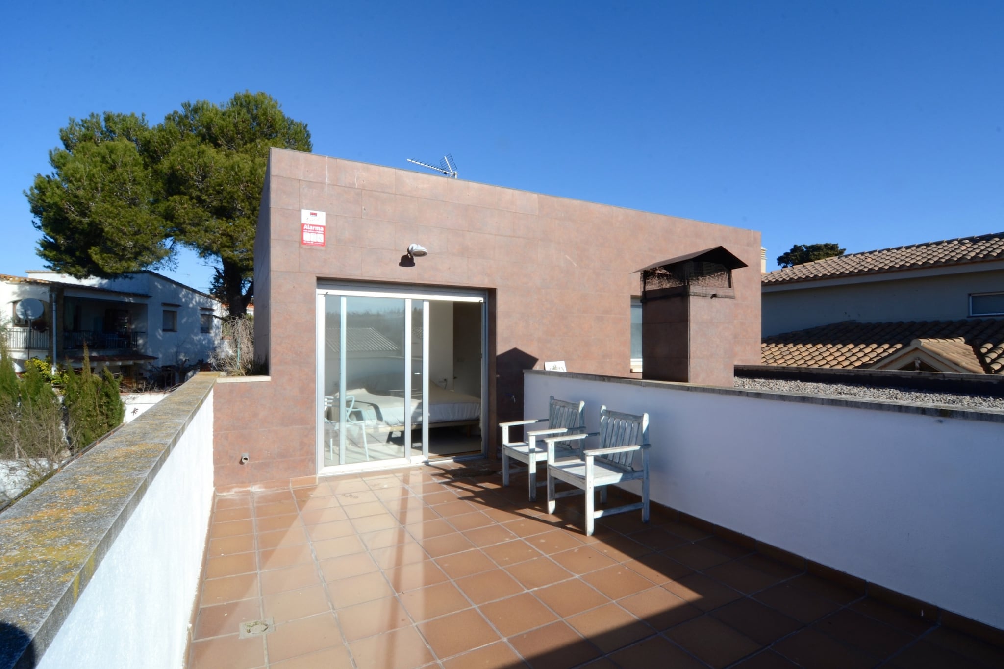 PONENT-Terrace