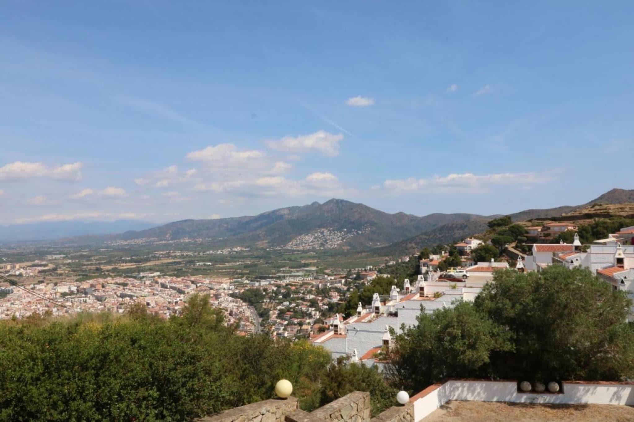 RAVAL DELS GRECS 16 Roses-Gebieden zomer 20km