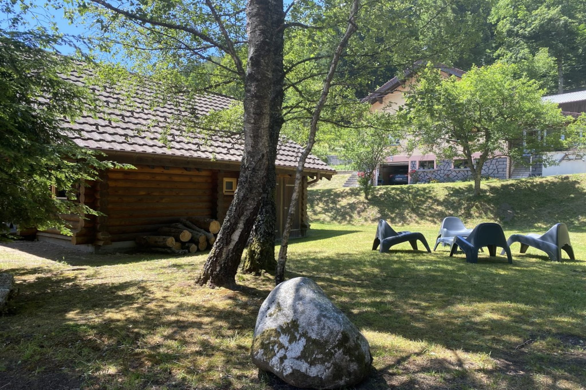 L'OURS NOIR Chalet en rondins-Buitenlucht