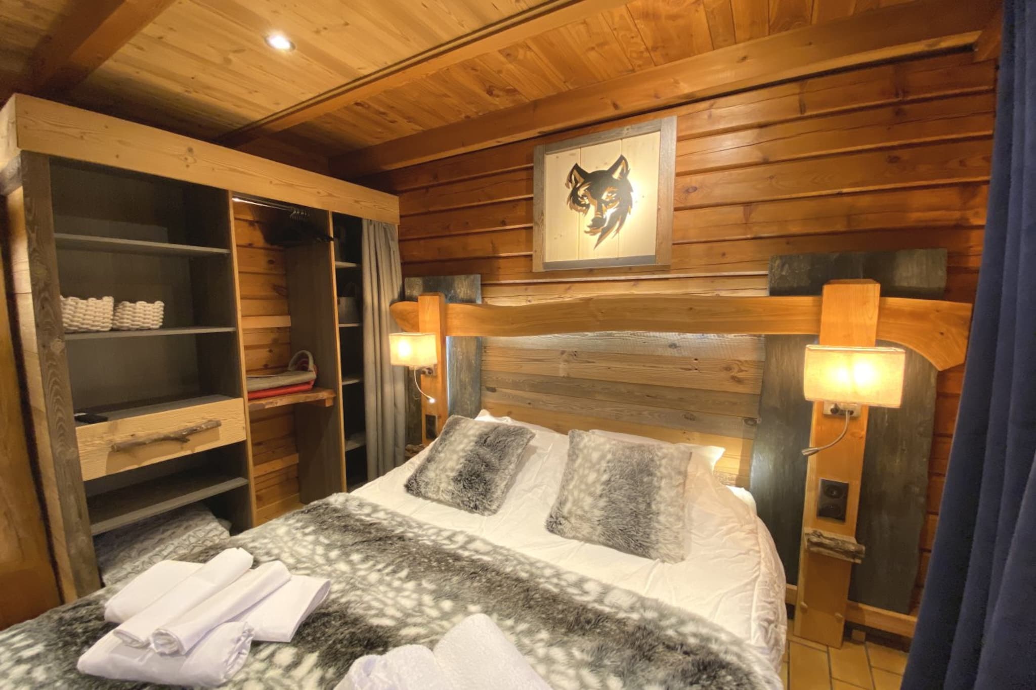 LE GRIZZLY Chalet en bois au calme-Slaapkamer