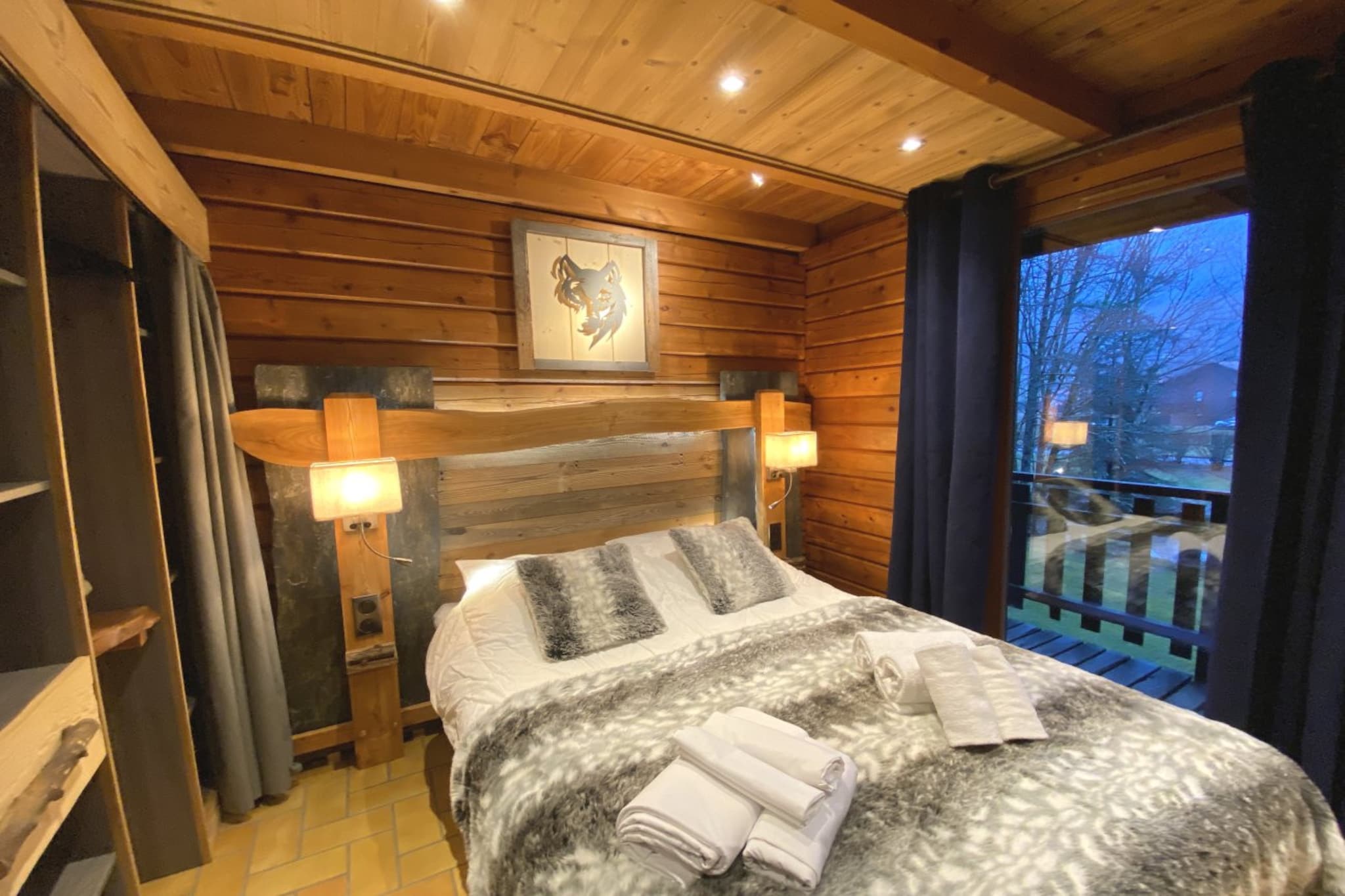 LE GRIZZLY Chalet en bois au calme-Slaapkamer