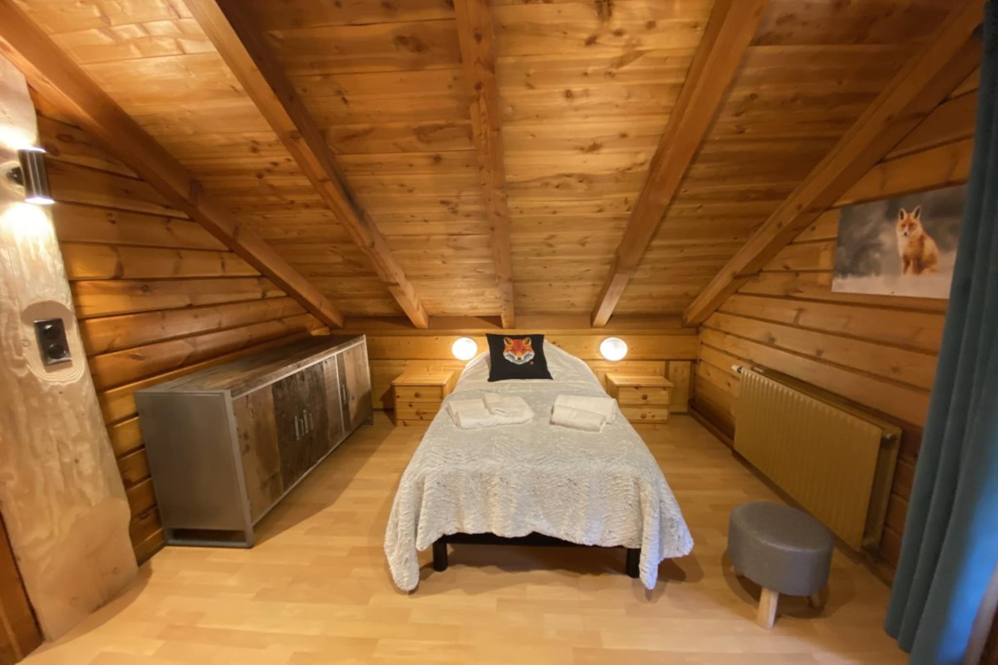 LE RENARD  Chalet en bois au calme-Slaapkamer