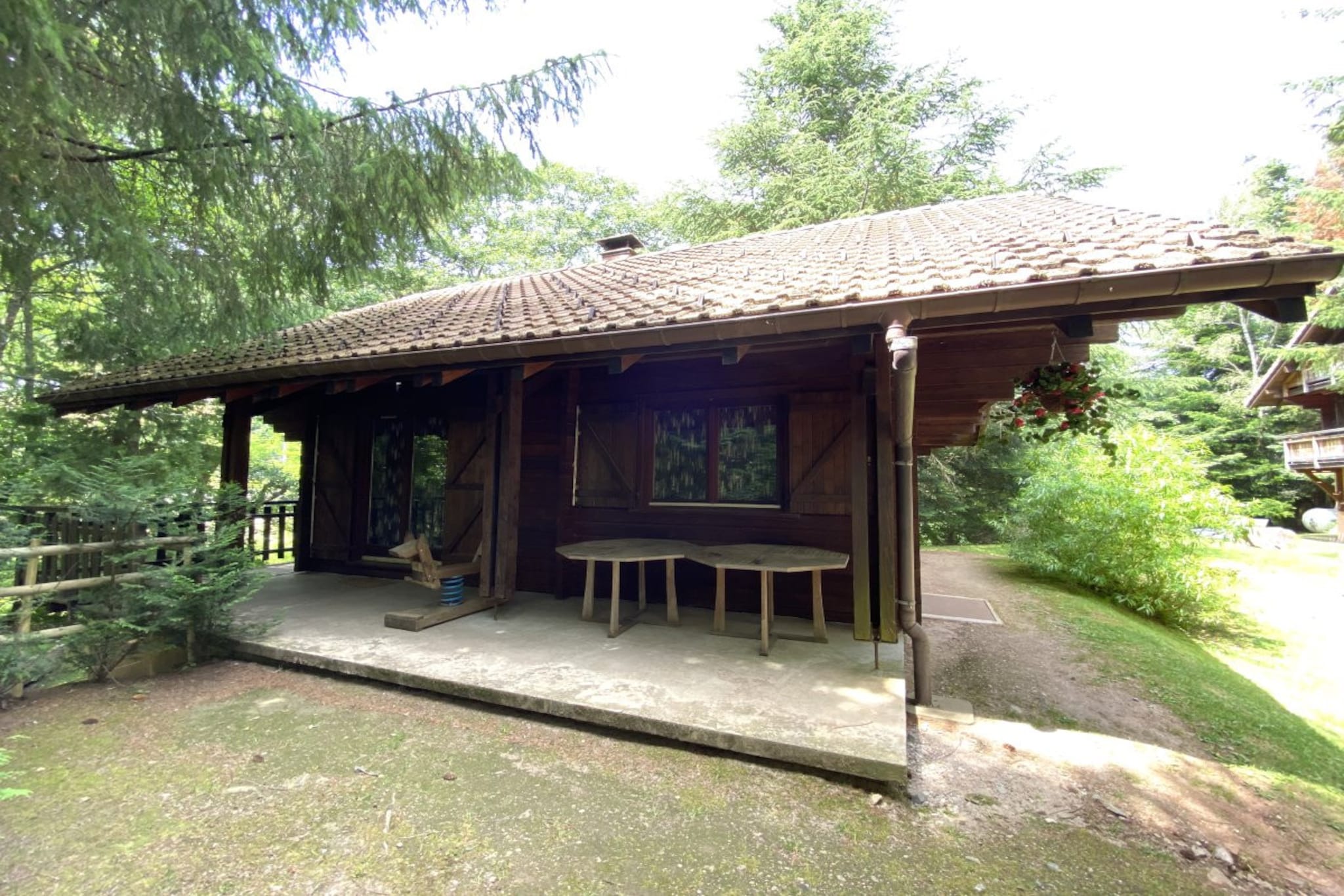 LE MONTAGNARD Chalet en bois-Buitenlucht