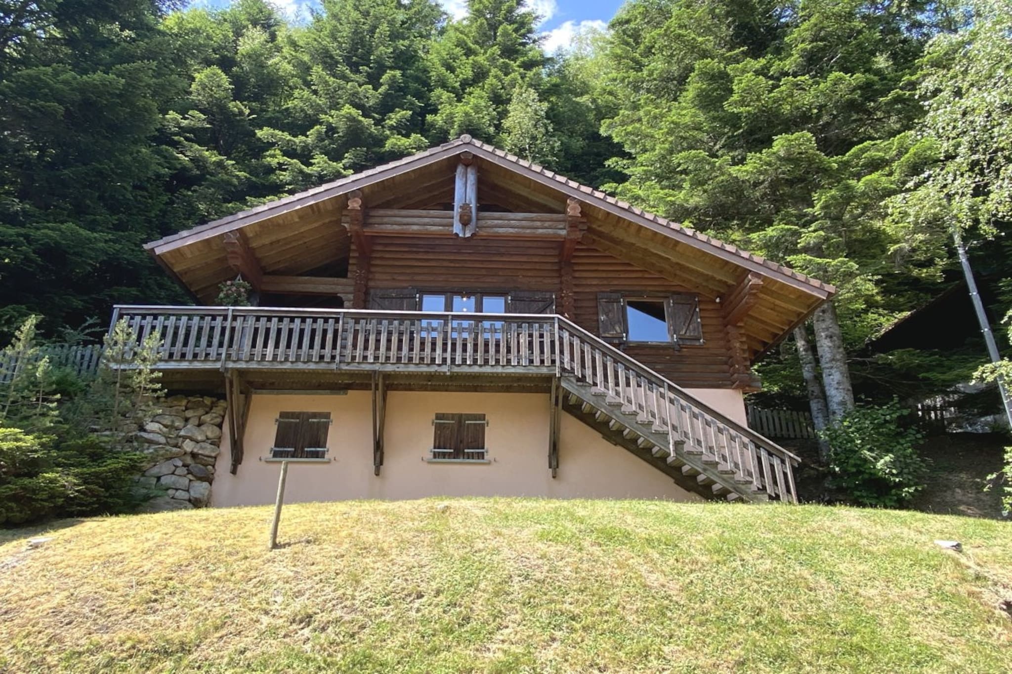 LE GRAND CERF  Chalet en rondins avec SPA Jacuzzi-Buitenlucht