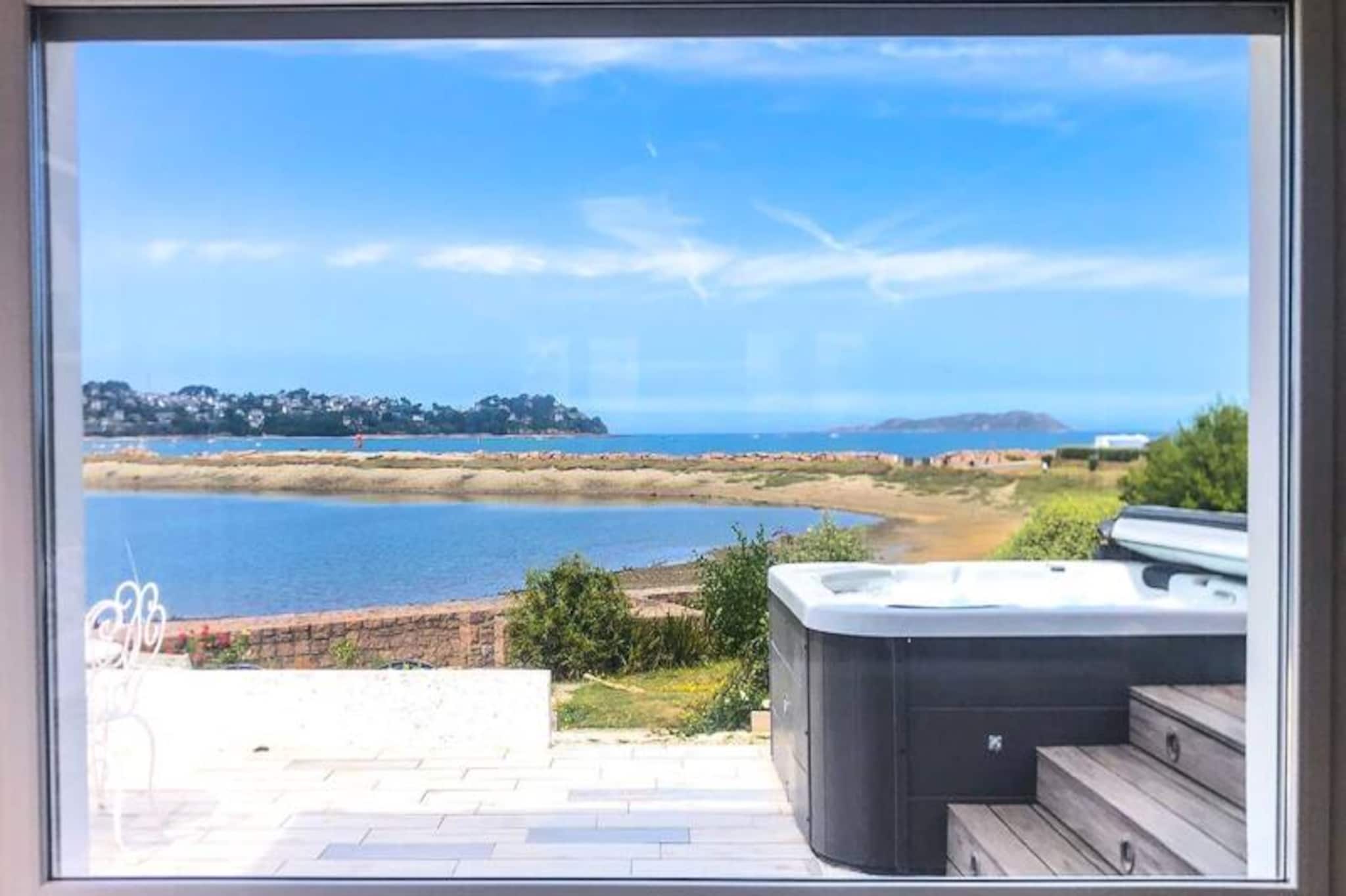 Maison à Louannec-Image-tags.