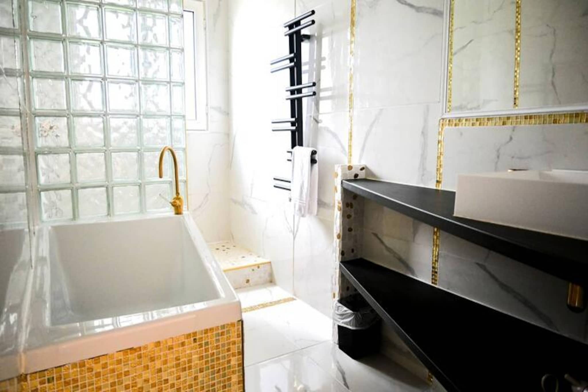 Maison à Louannec-Image-tags.