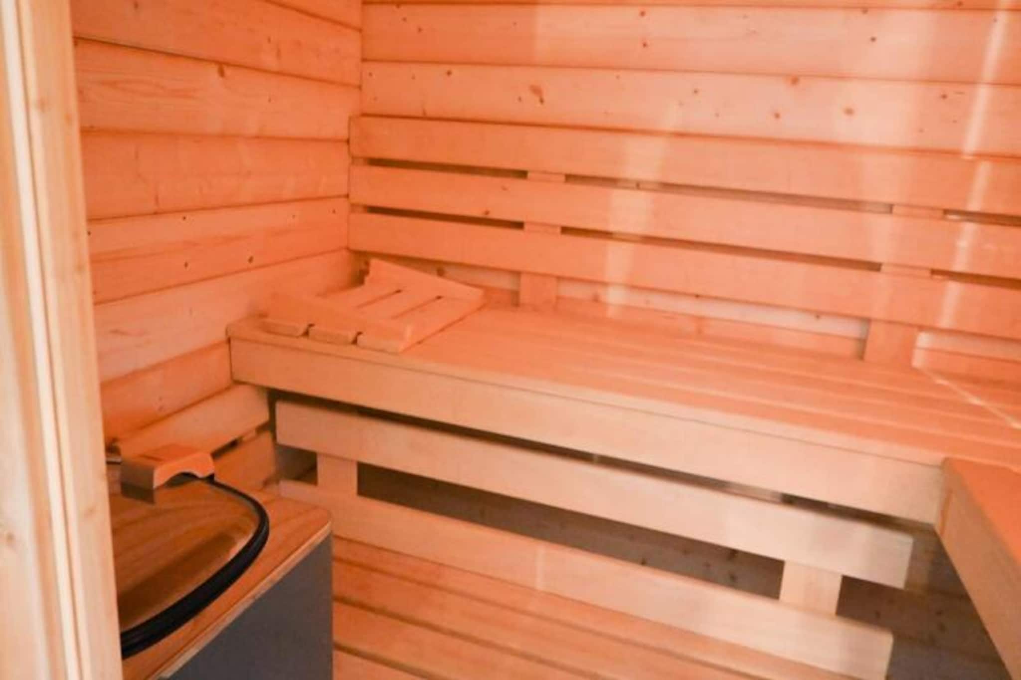 Maison à Louannec-Image-tags.