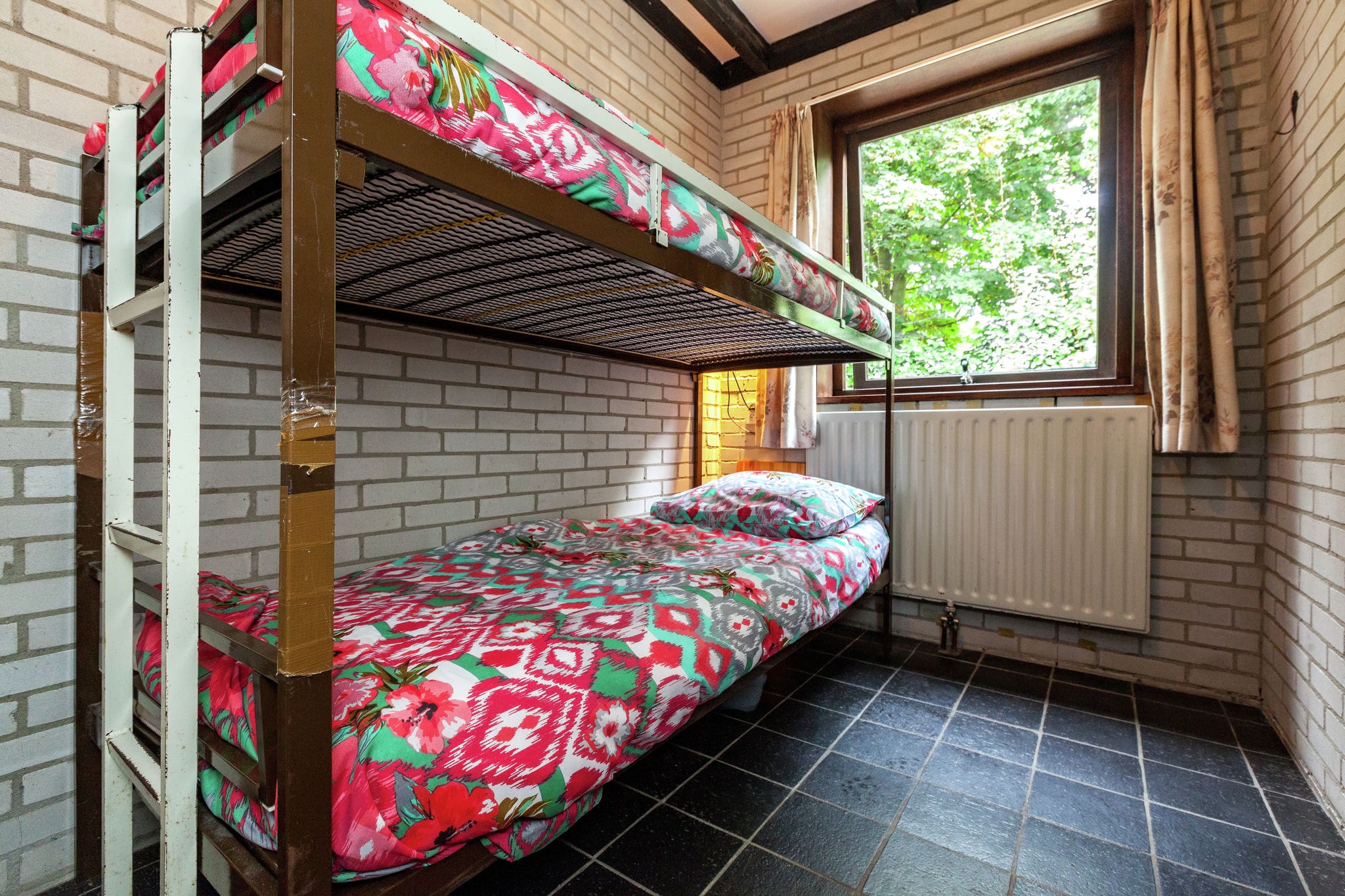 Comfortable, detached bungalow (65 m2.
