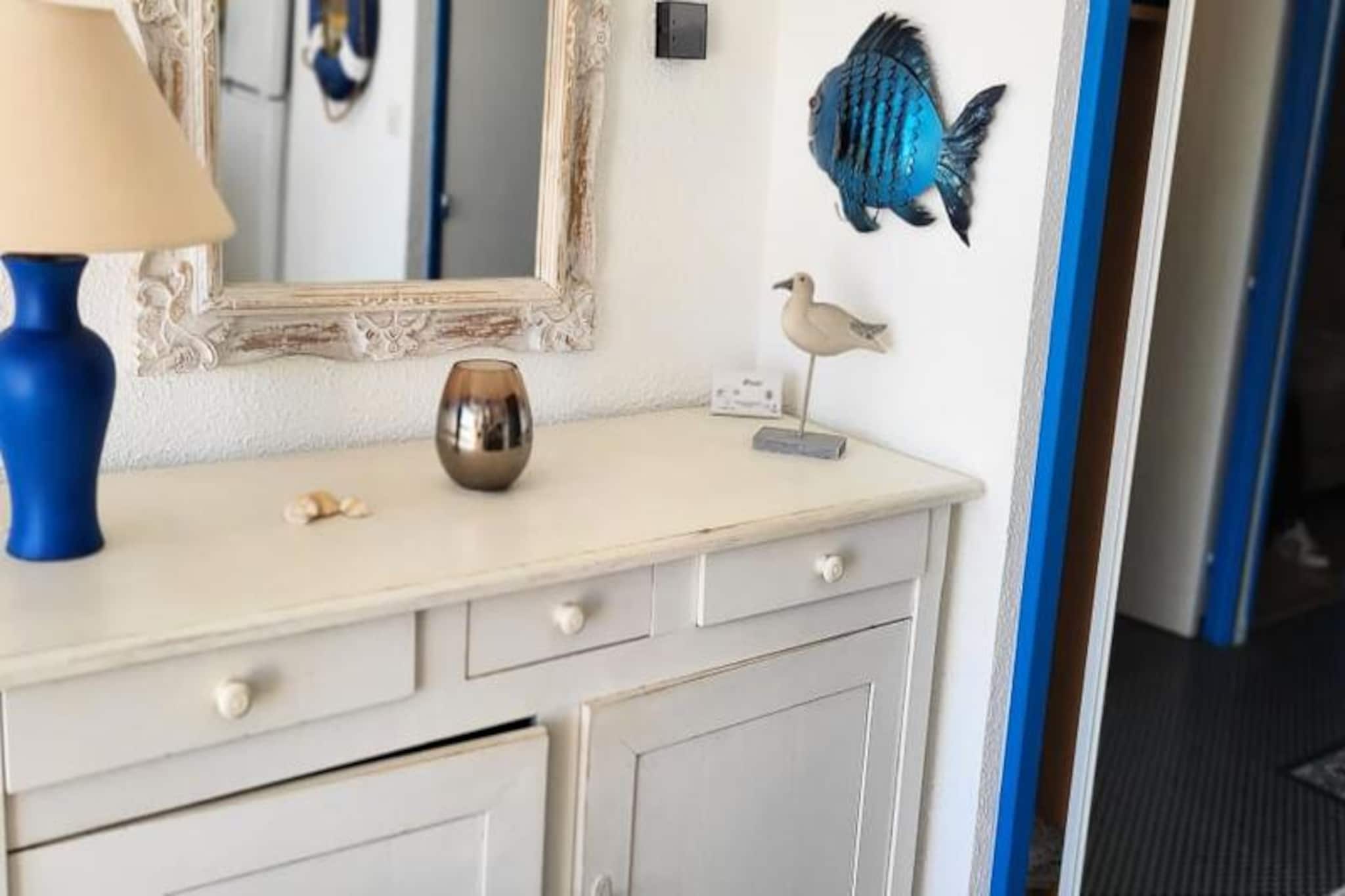 Résidence Marina Lairan Vue Sur L'eau Et Les Bateaux De Port Camargue 2 étoiles F