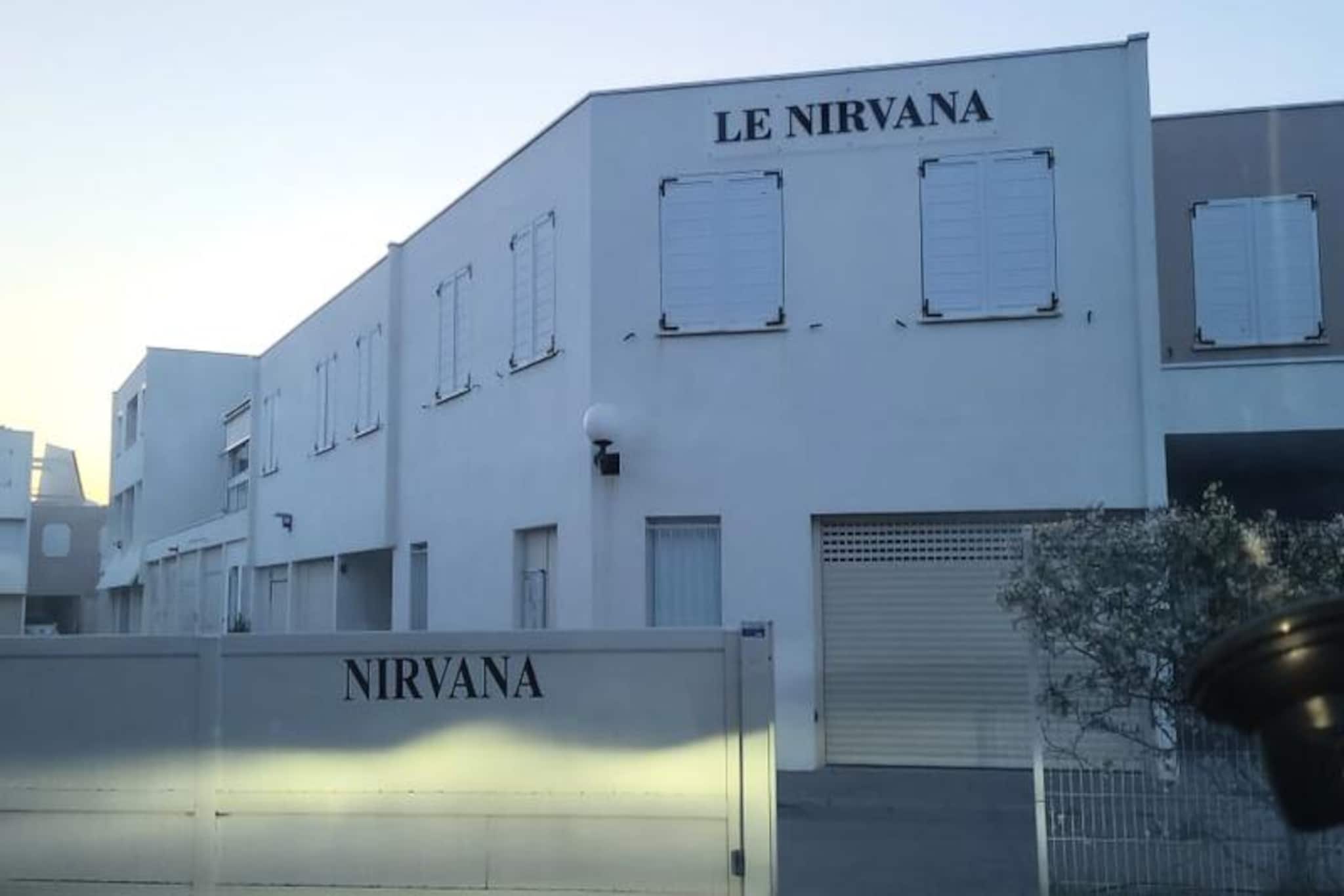 Résidence Marina Nirvana Vue Sur L'eau-Image-tags.