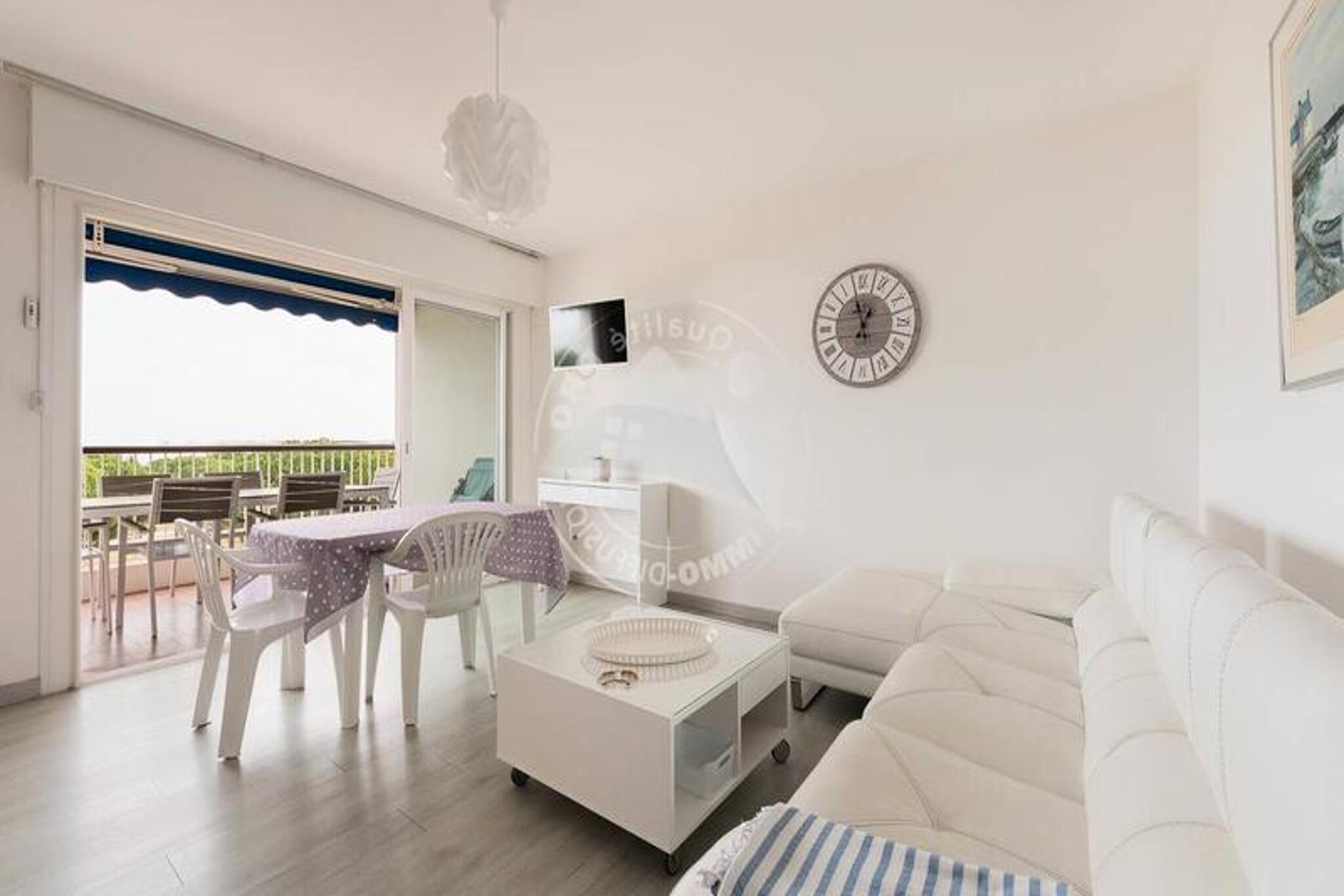 3 Rooms for 6 People