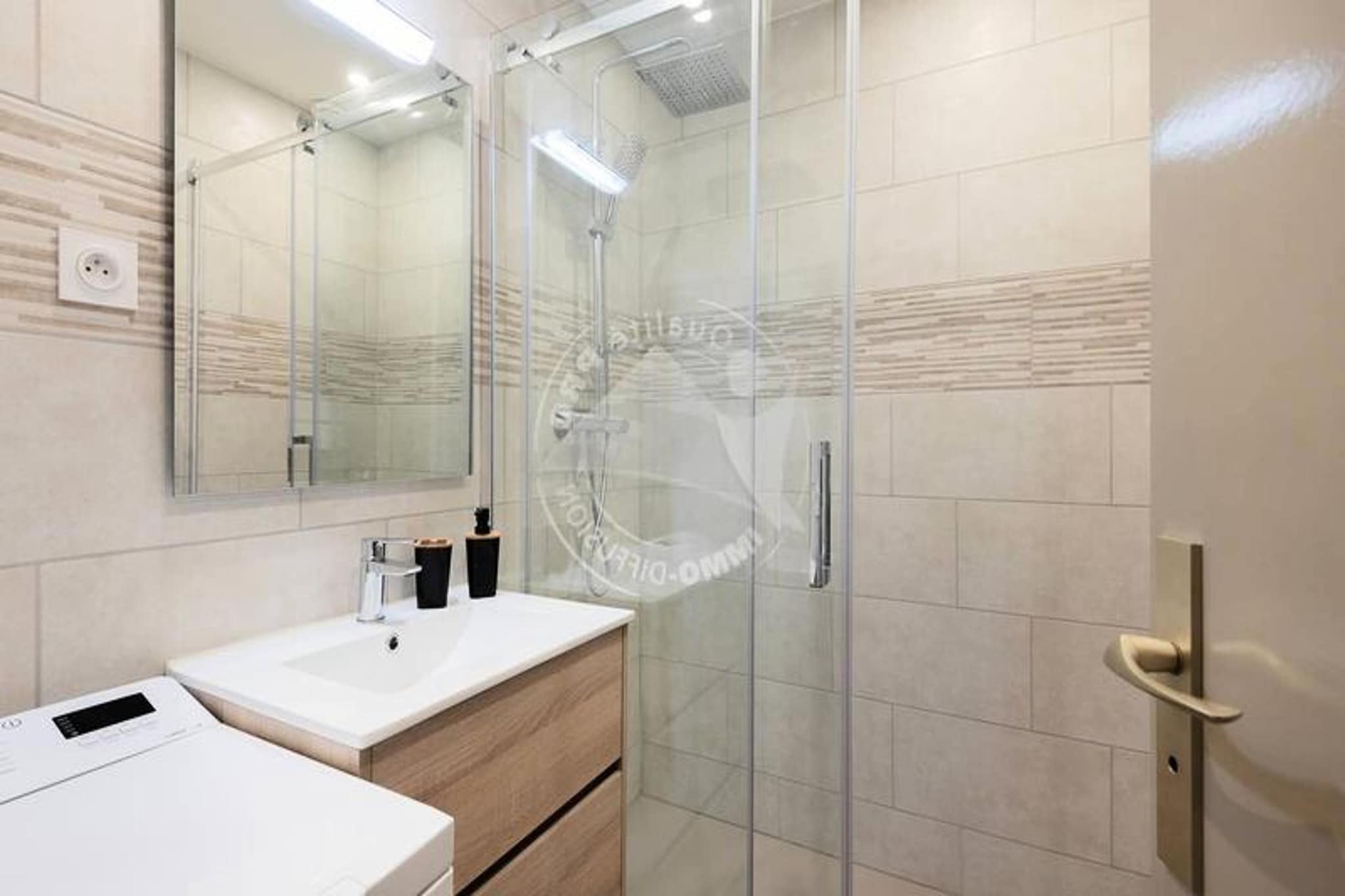 Résidence "le Quai Aux Fleurs"-Badkamer