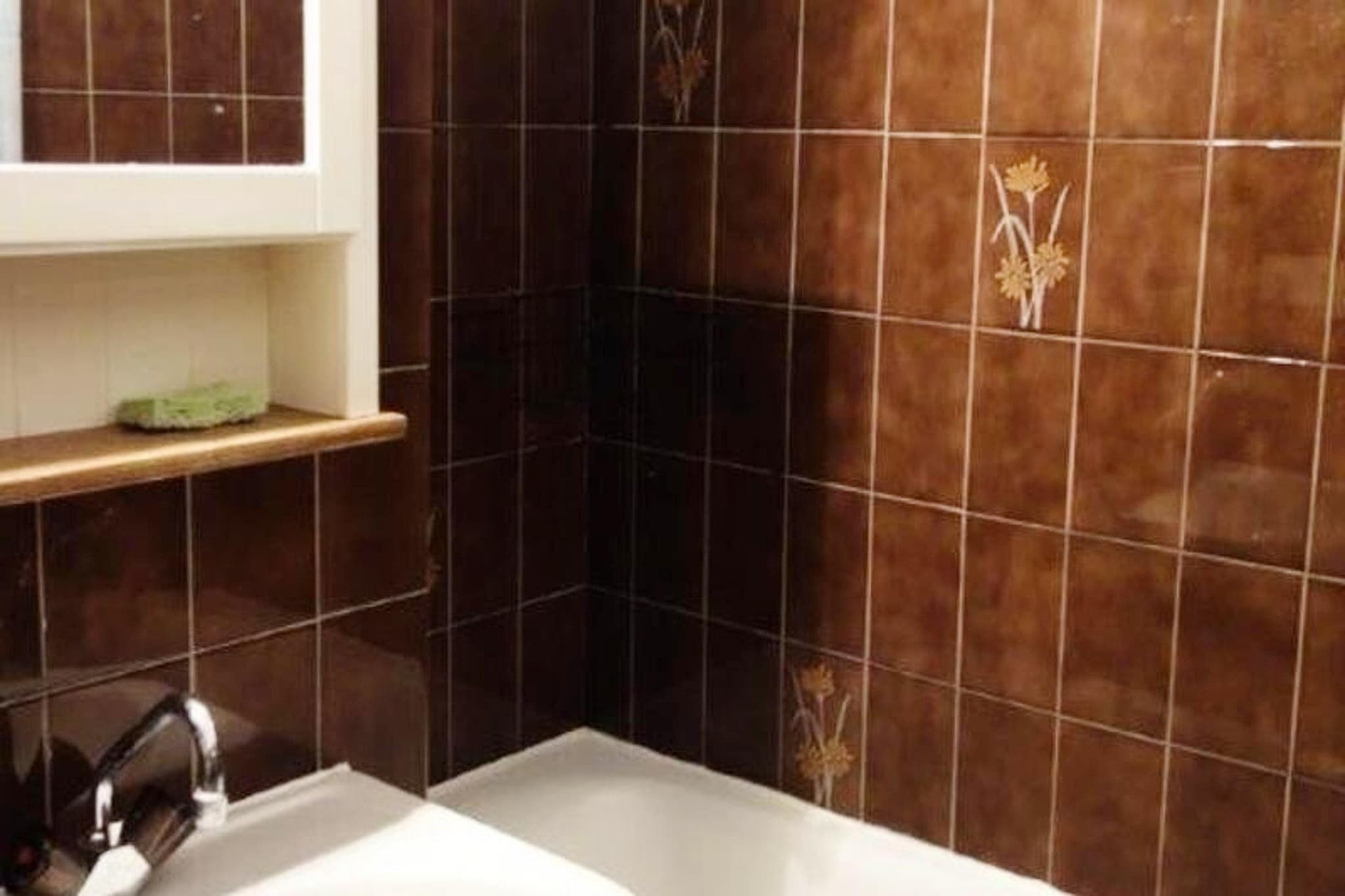 Résidence Menandiere-Bathroom