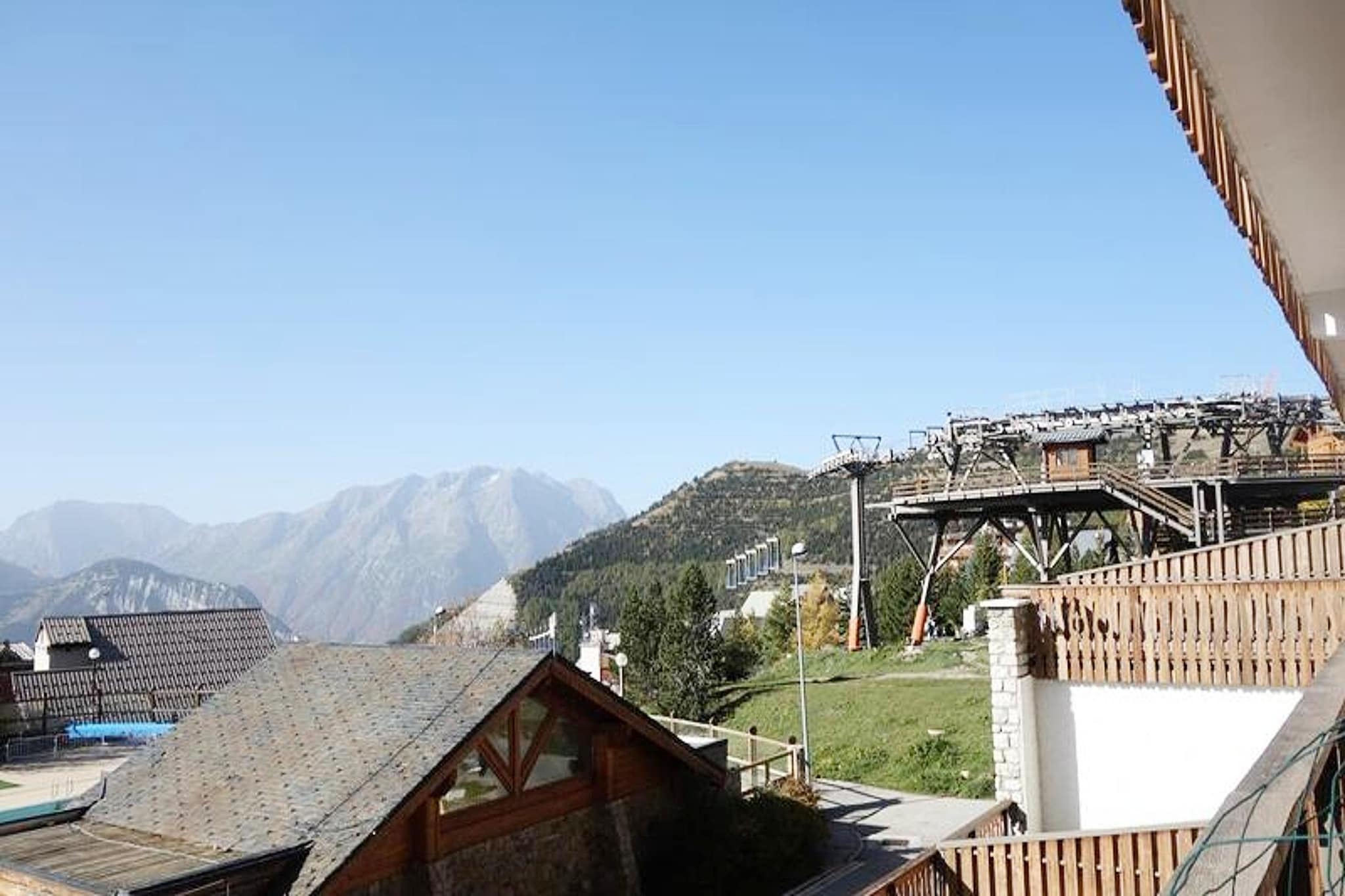 Résidence Menandiere-View in summer