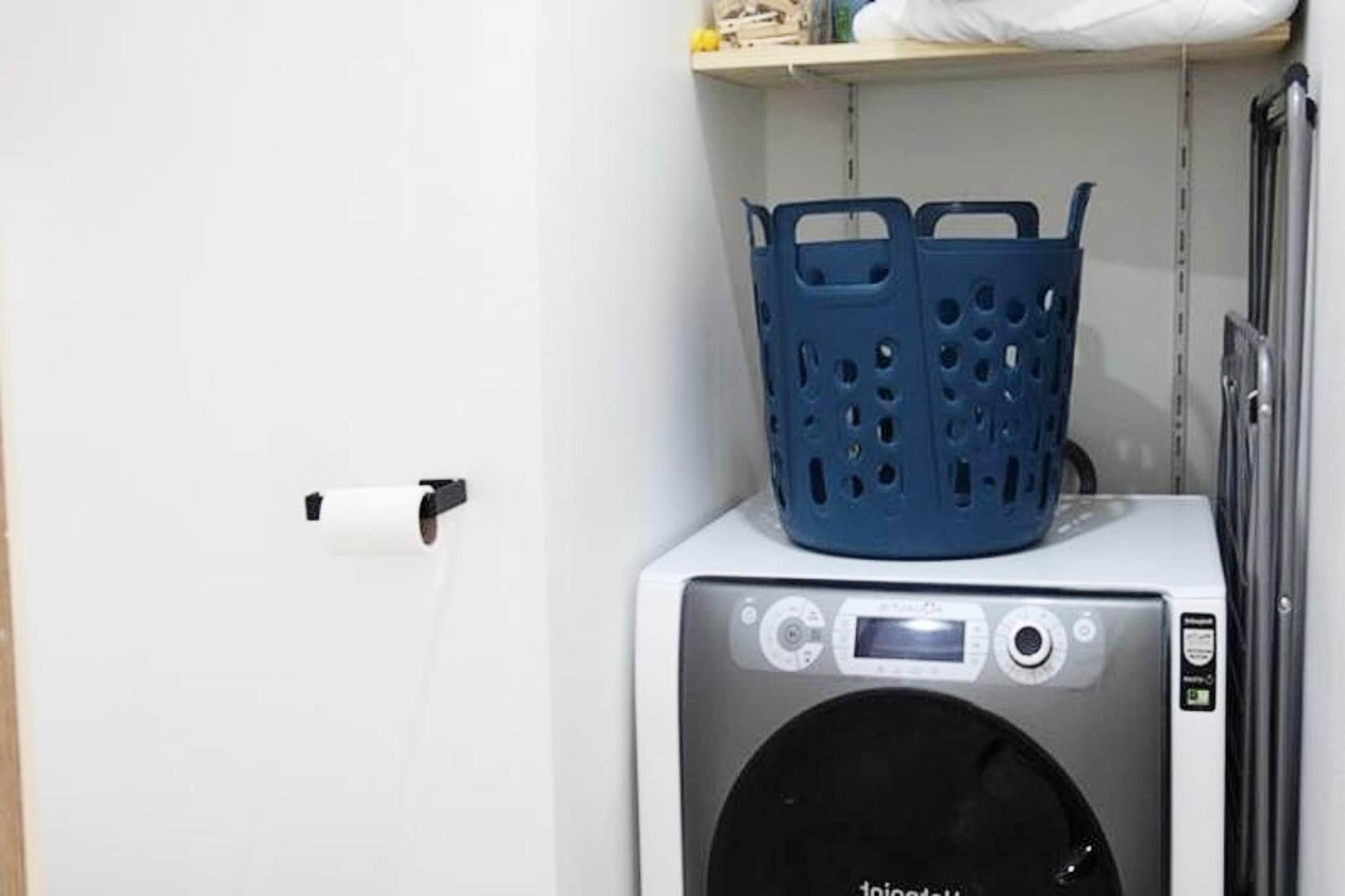 Résidence Menandiere-Bathroom